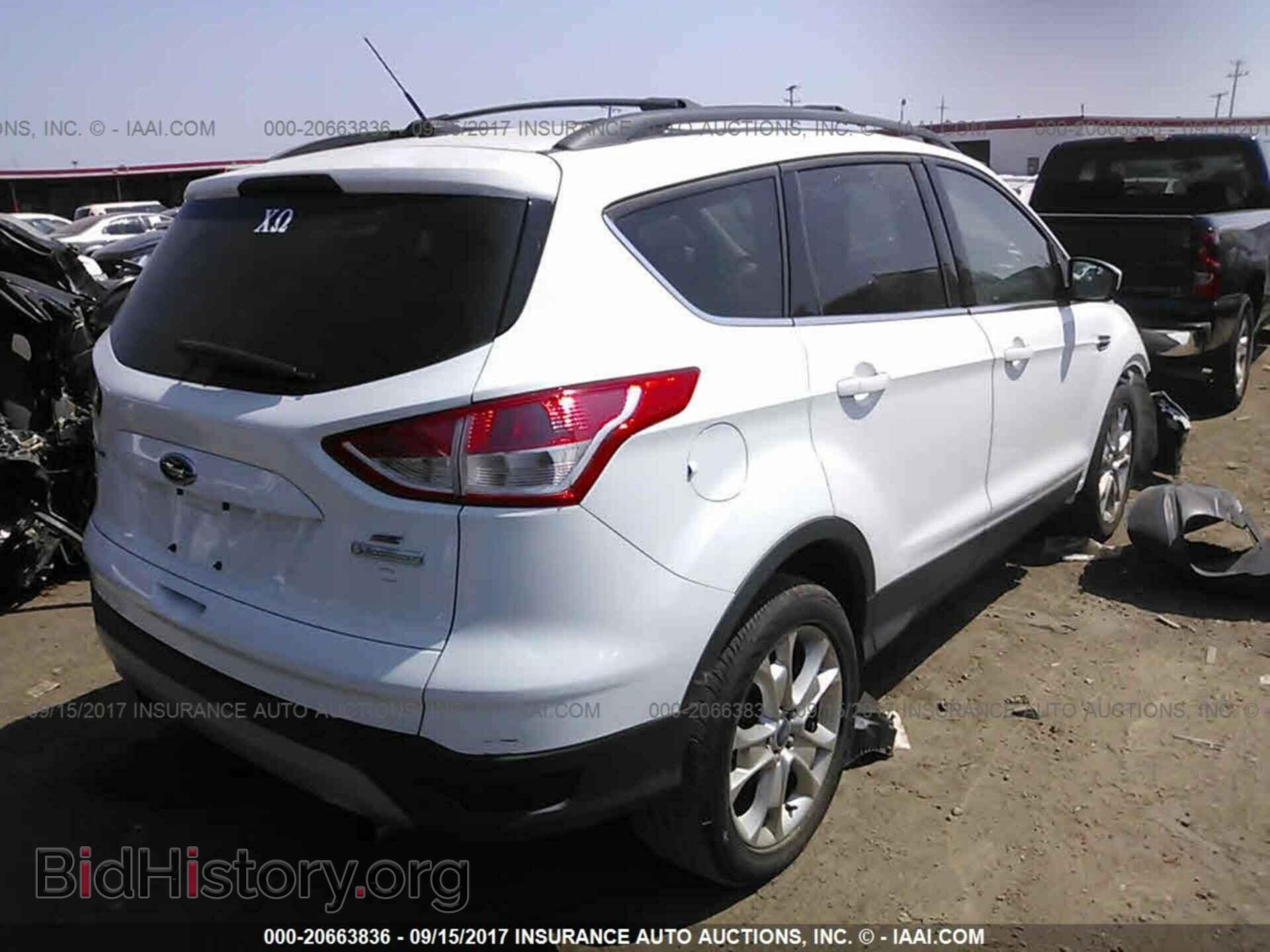2013 Ford Escape - VIN: 1FMCU0GX9DUC62632 - Photo 4