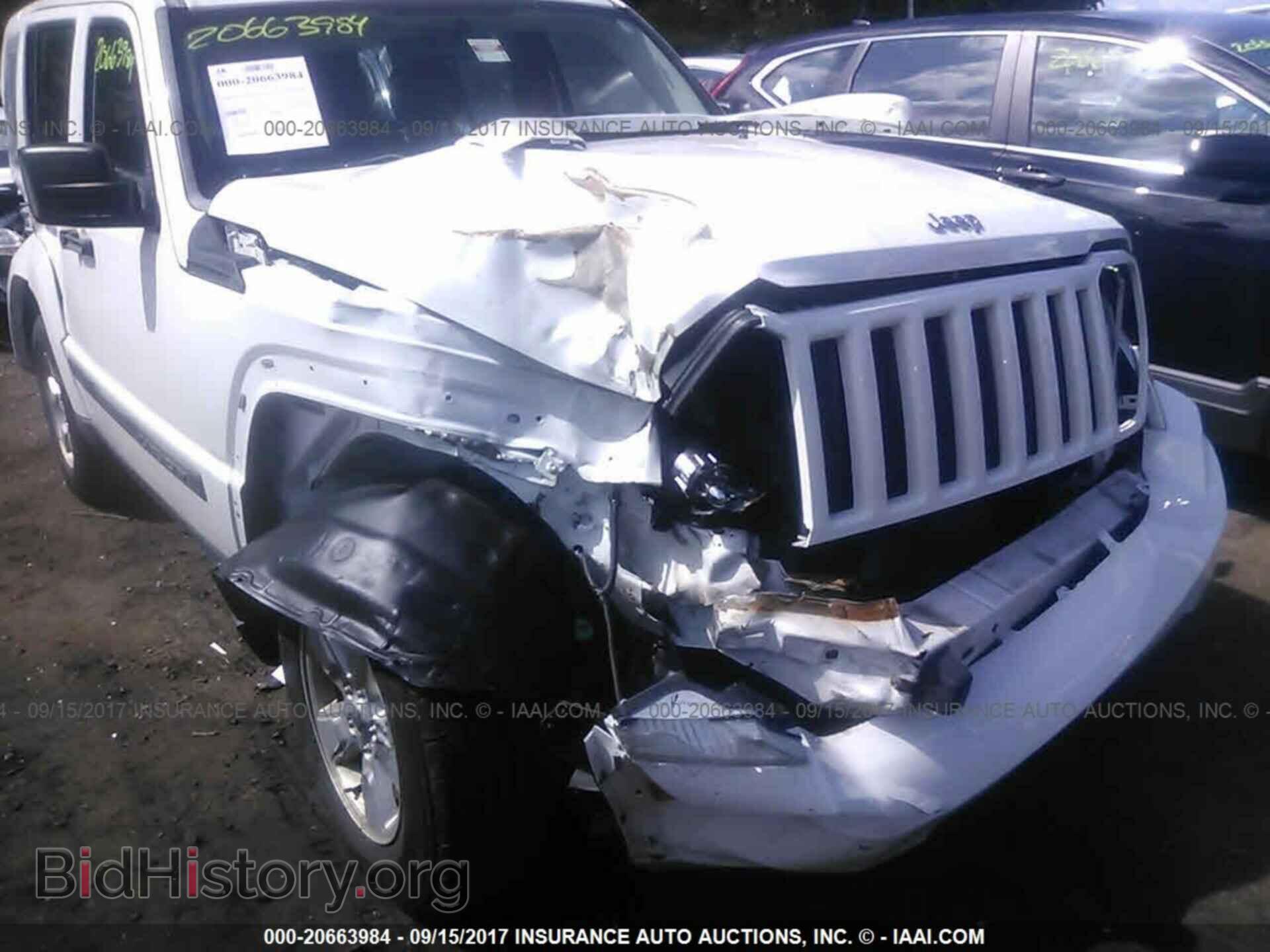 2011 Jeep Liberty - VIN: 1J4PN2GK2BW521069 - Фото 6