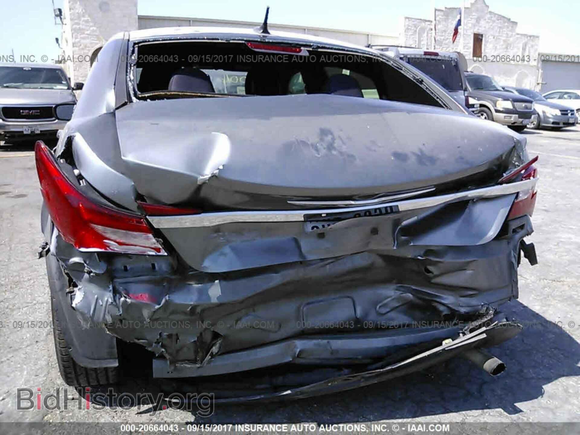 2013 Chrysler 200 - VIN: 1C3CCBAB2DN560437 - Photo 6