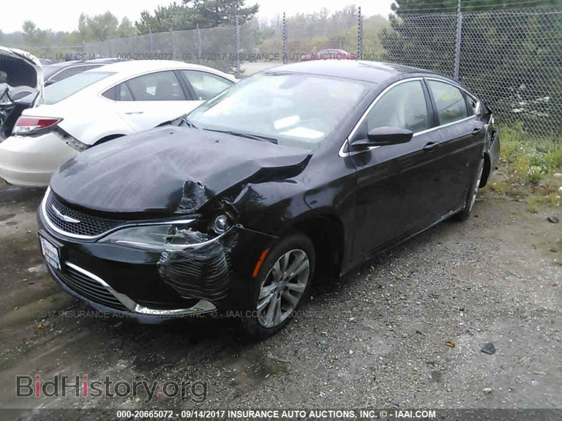 2015 Chrysler 200 - VIN: 1C3CCCABXFN758496 - Фото 2