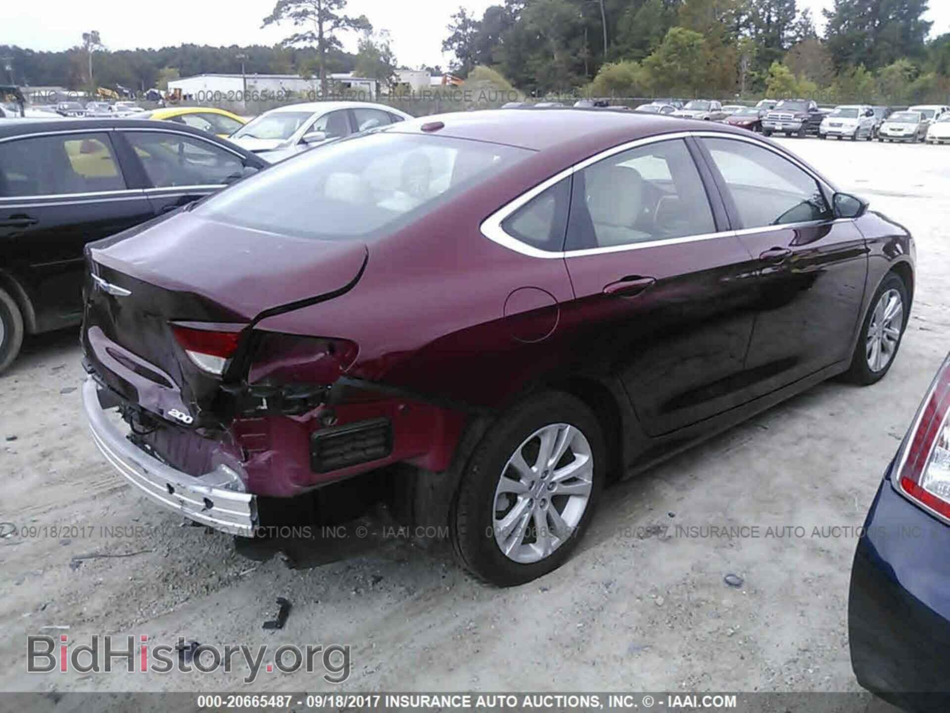 2015 Chrysler 200 - VIN: 1C3CCCAB2FN743149 - Photo 4