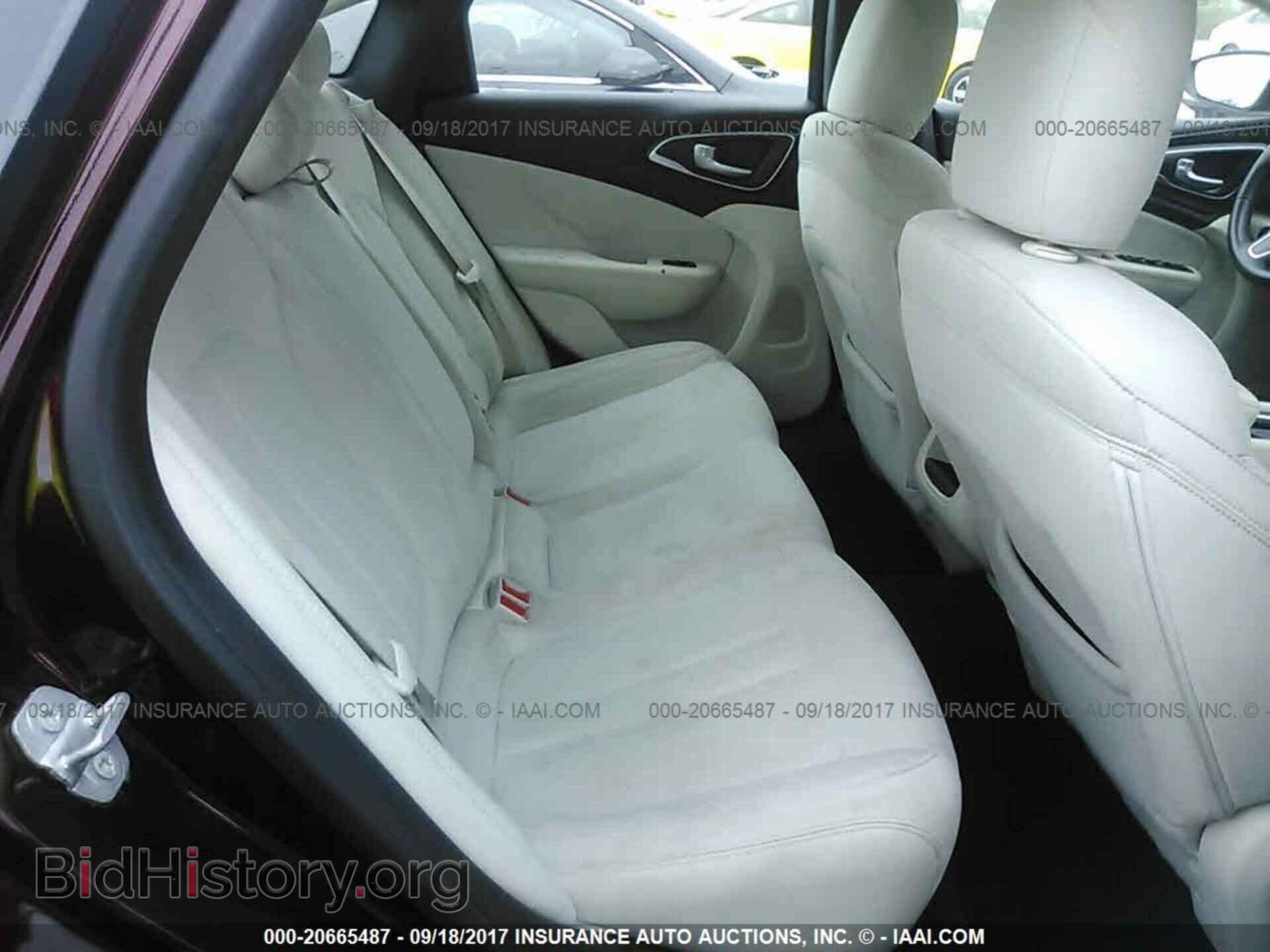 2015 Chrysler 200 - VIN: 1C3CCCAB2FN743149 - Photo 8