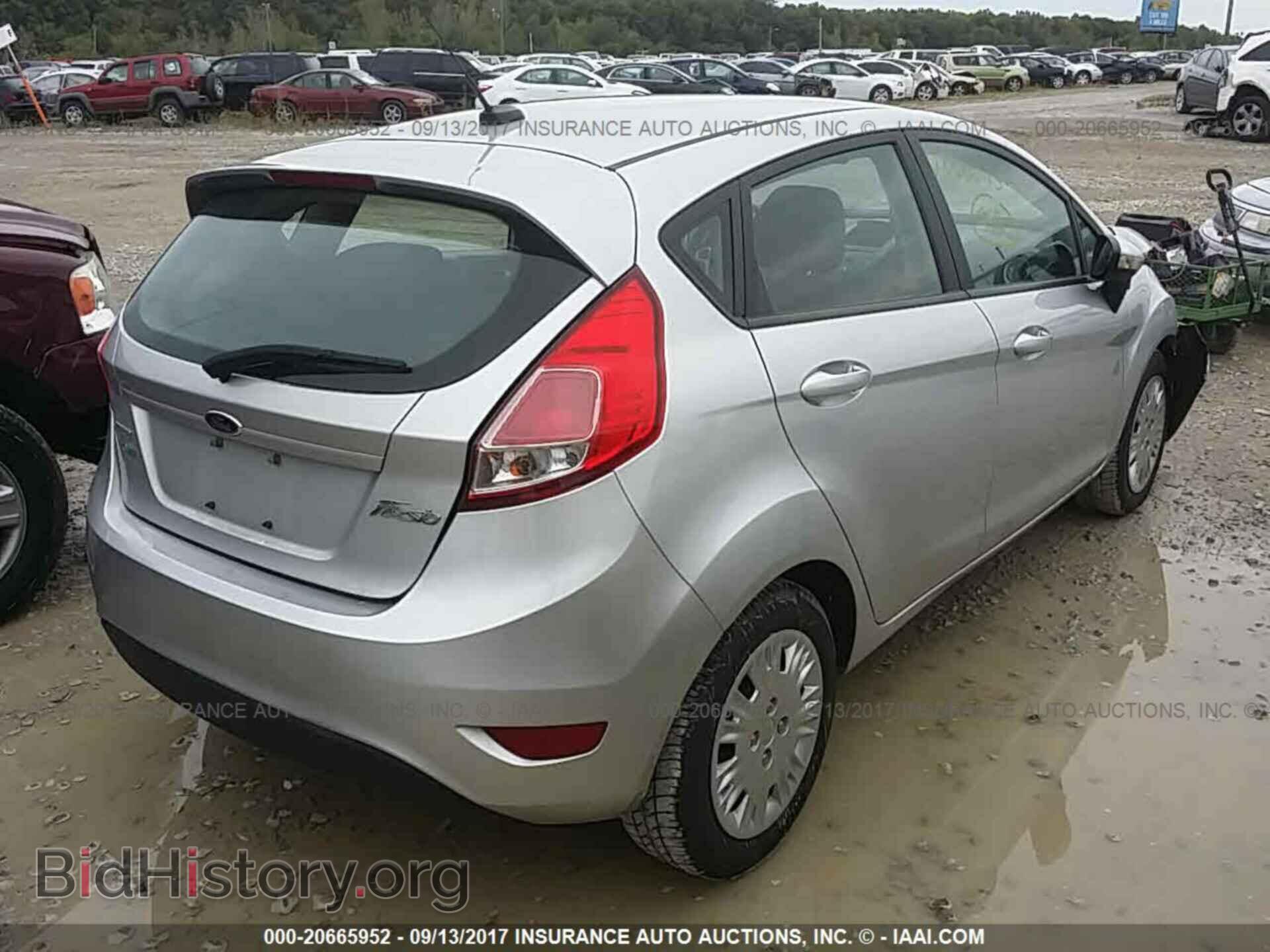 2015 Ford Fiesta - VIN: 3FADP4EE2FM119172 - Фото 4