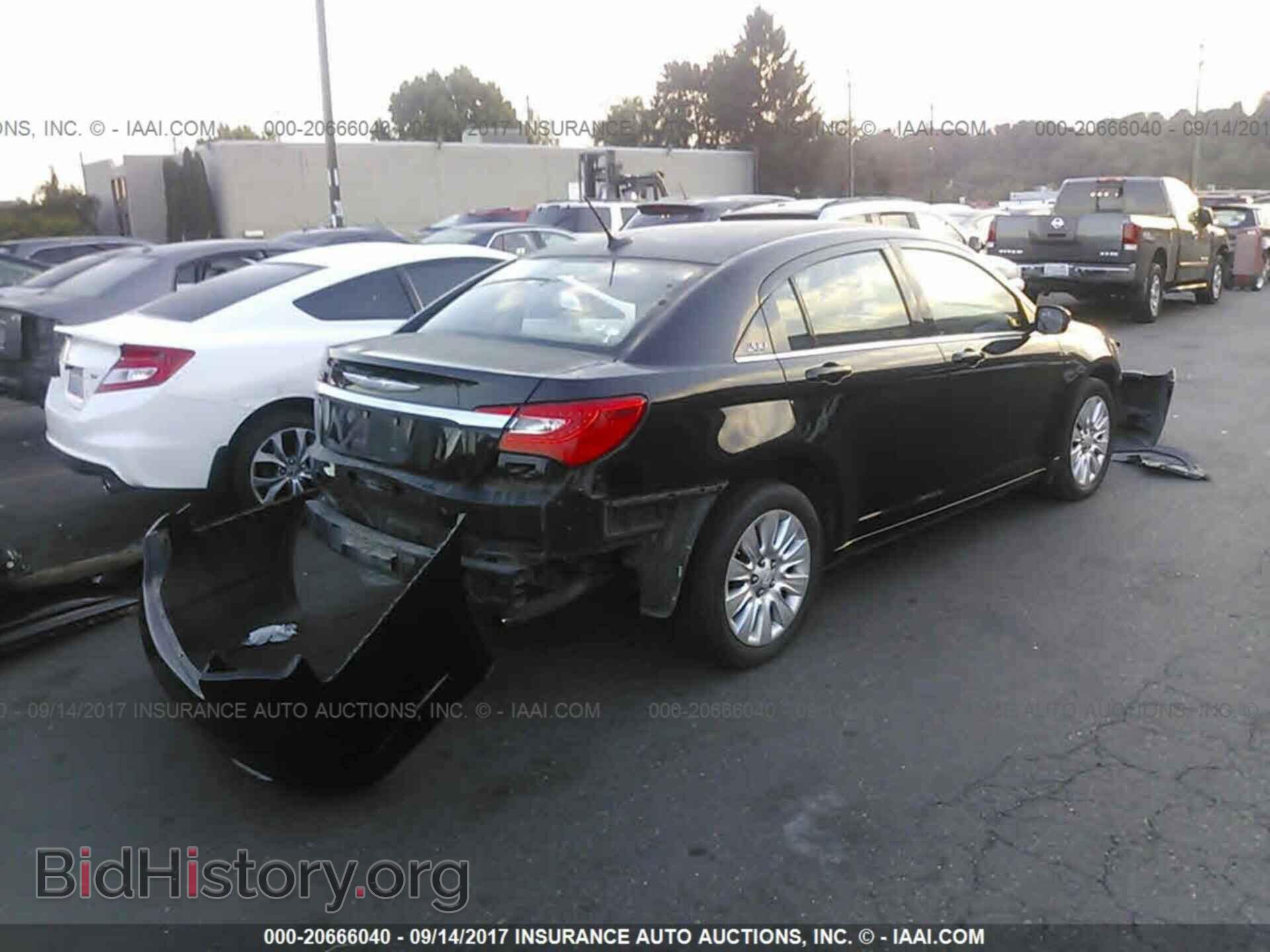 2012 Chrysler 200 - VIN: 1C3CCBAB2CN117316 - Фото 4