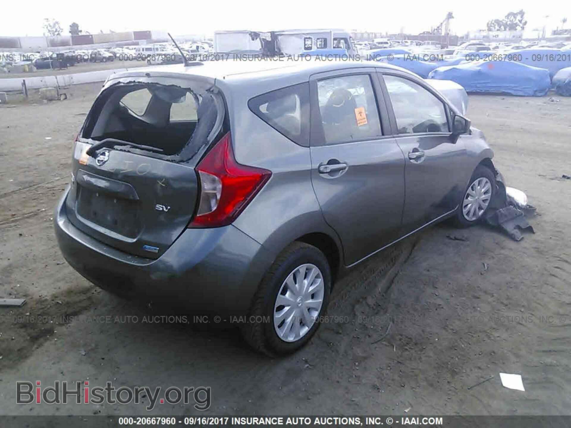 2016 Nissan Versa note - VIN: 3N1CE2CP7GL371658 - Фото 4