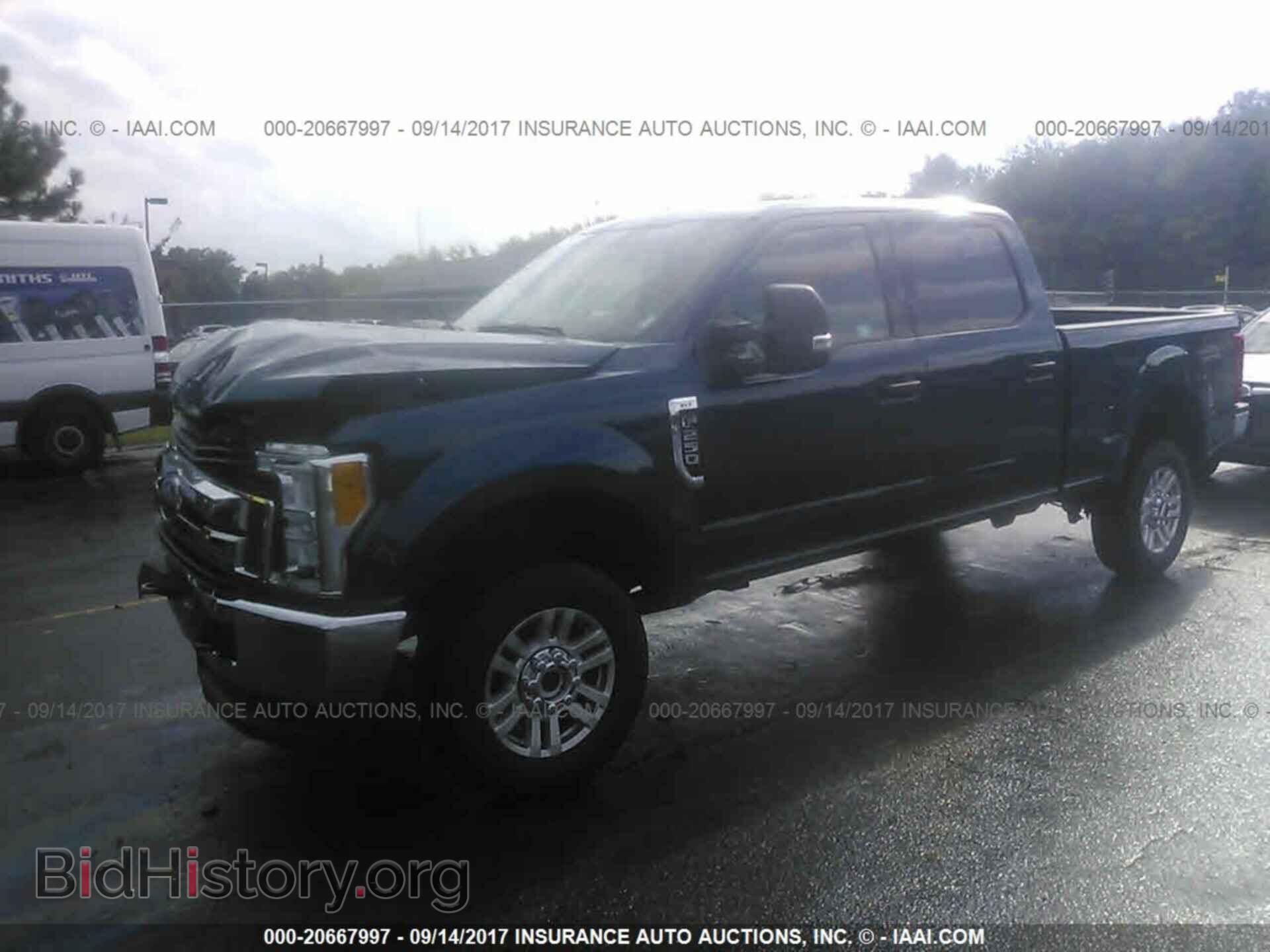 2017 Ford F250 - VIN: 1FT7W2B63HED86793 - Фото 2