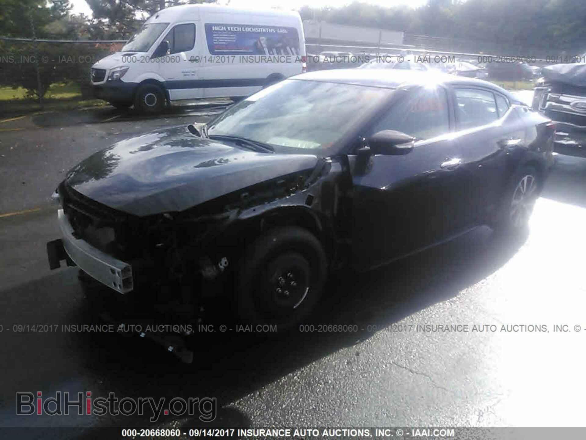2017 Nissan Maxima - VIN: 1N4AA6AP6HC392983 - Фото 2