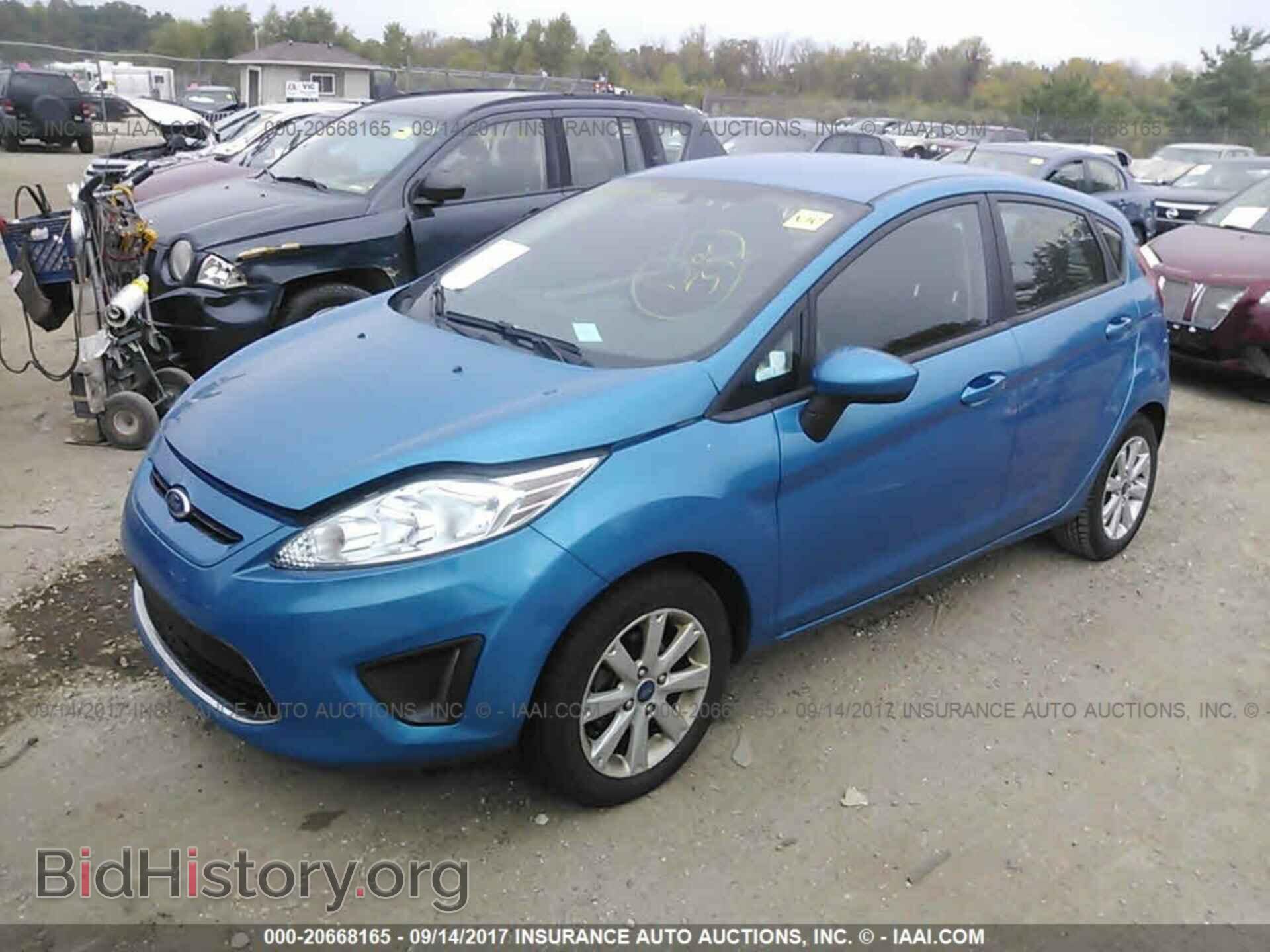 2012 Ford Fiesta - VIN: 3FADP4EJ1CM117888 - Фото 2