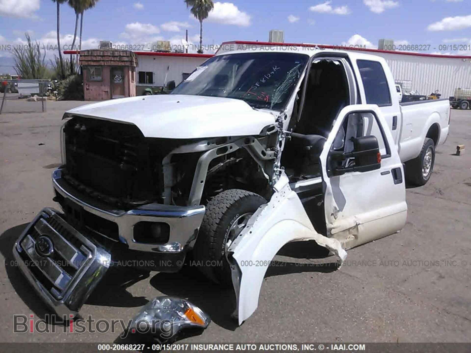 2014 Ford F250 - VIN: 1FT7W2BT1EEA33390 - Фото 2