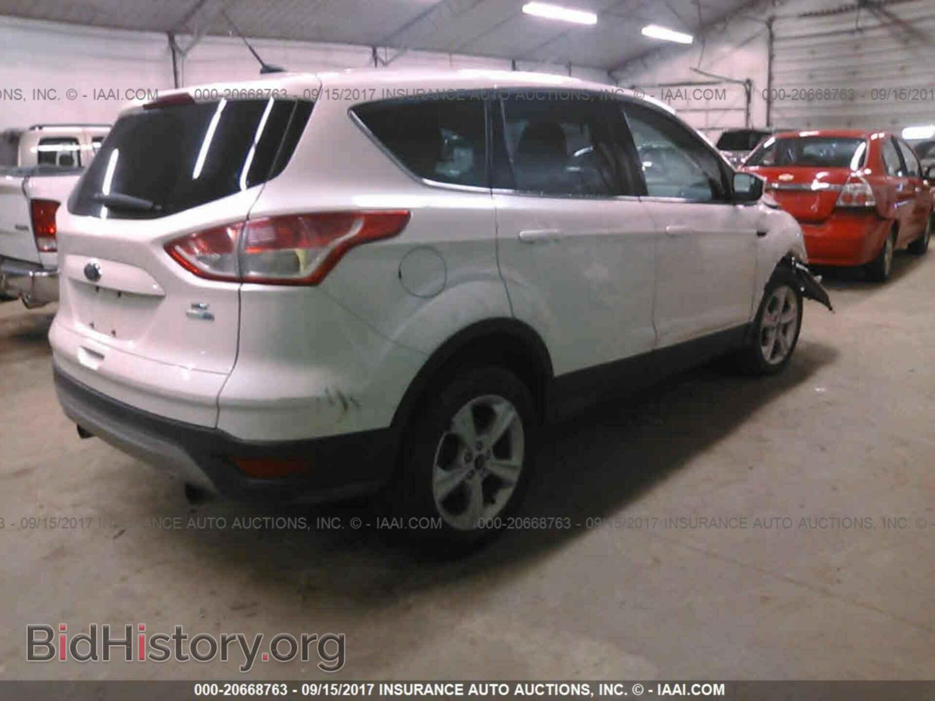 2013 Ford Escape - VIN: 1FMCU9GXXDUB52872 - Photo 4