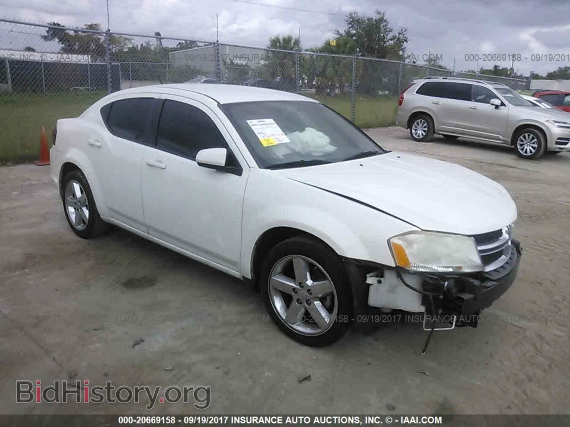 Фотография 1B3BD2FB2BN524033 - Dodge Avenger 2011