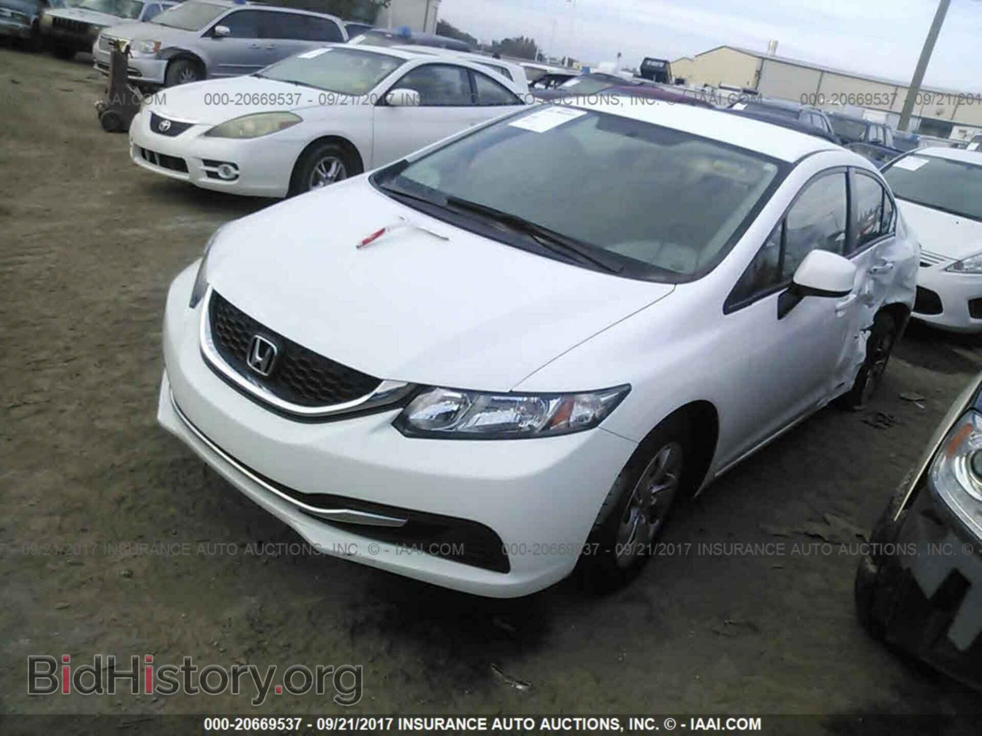 2013 Honda Civic - VIN: 19XFB2F59DE079541 - Photo 2