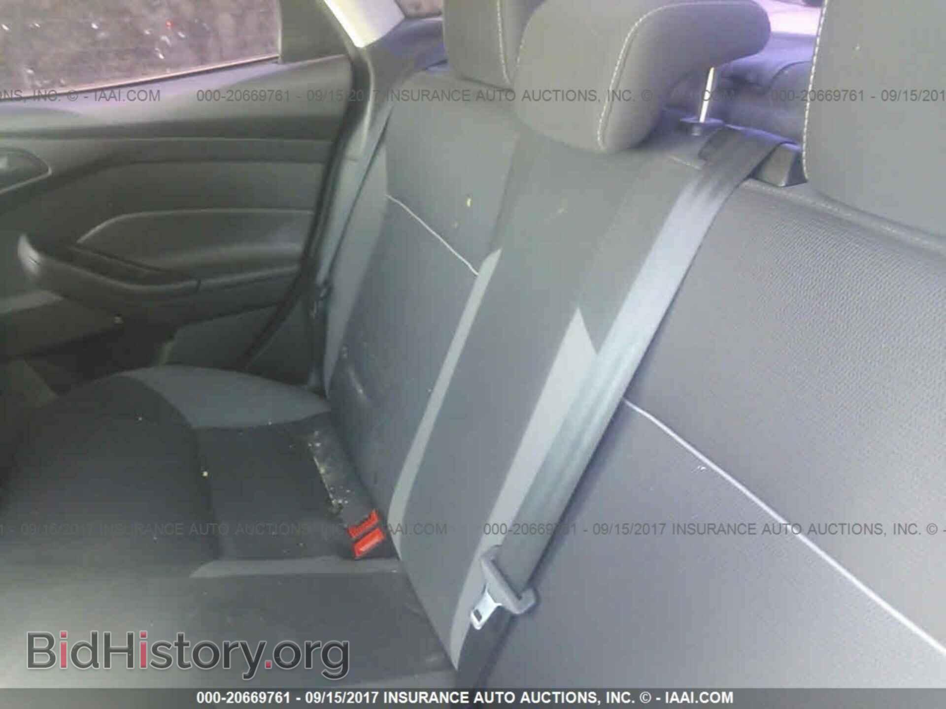 2012 Ford Focus - VIN: 1FAHP3E20CL167882 - Photo 8