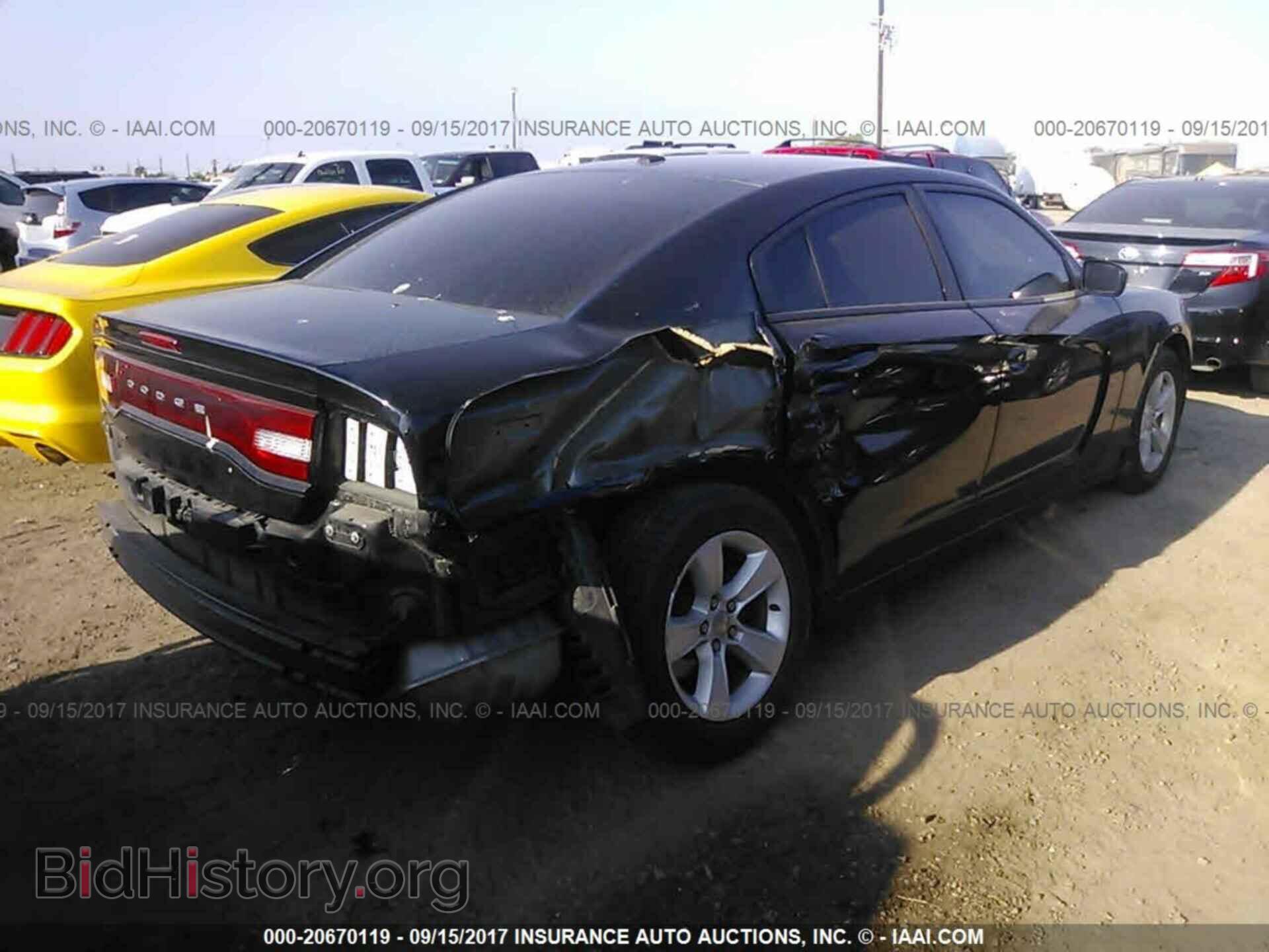 2014 Dodge Charger - VIN: 2C3CDXBG1EH369039 - Photo 4