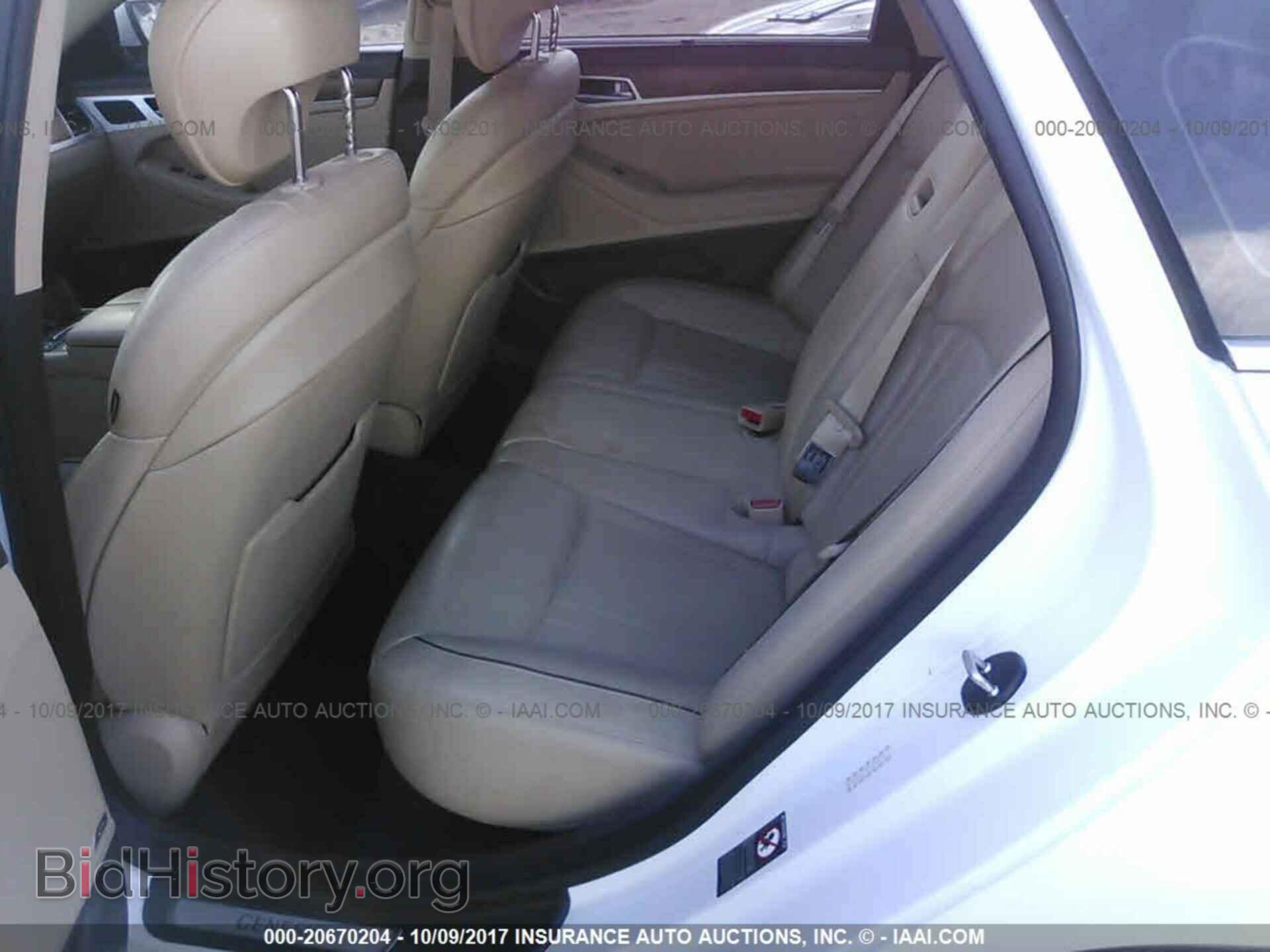 2015 Hyundai Genesis - VIN: KMHGN4JF2FU086113 - Фото 8