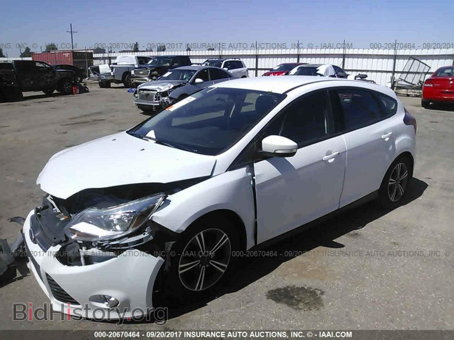 2014 Ford Focus - VIN: 1FADP3K28EL346094 - Фото 2