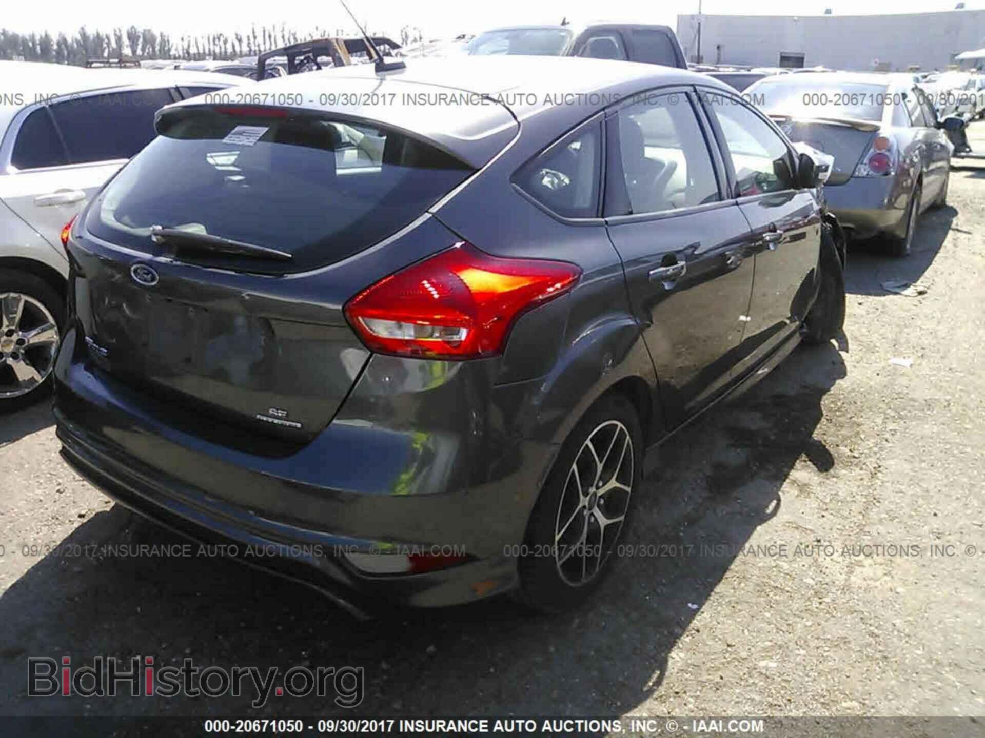 2015 Ford Focus - VIN: 1FADP3K23FL240380 - Фото 4