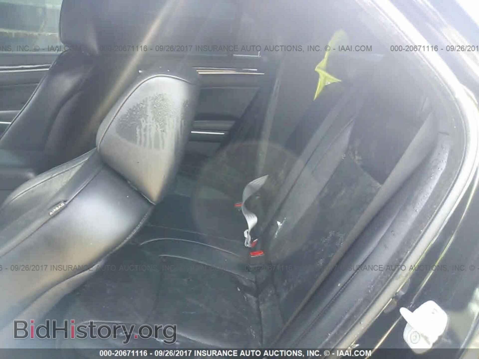 2013 Chrysler 300c - VIN: 2C3CCAET7DH537970 - Фото 8