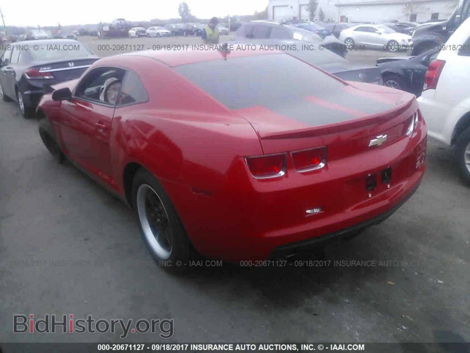 2011 Chevrolet Camaro - VIN: 2G1FA1ED5B9197368 - Фото 3