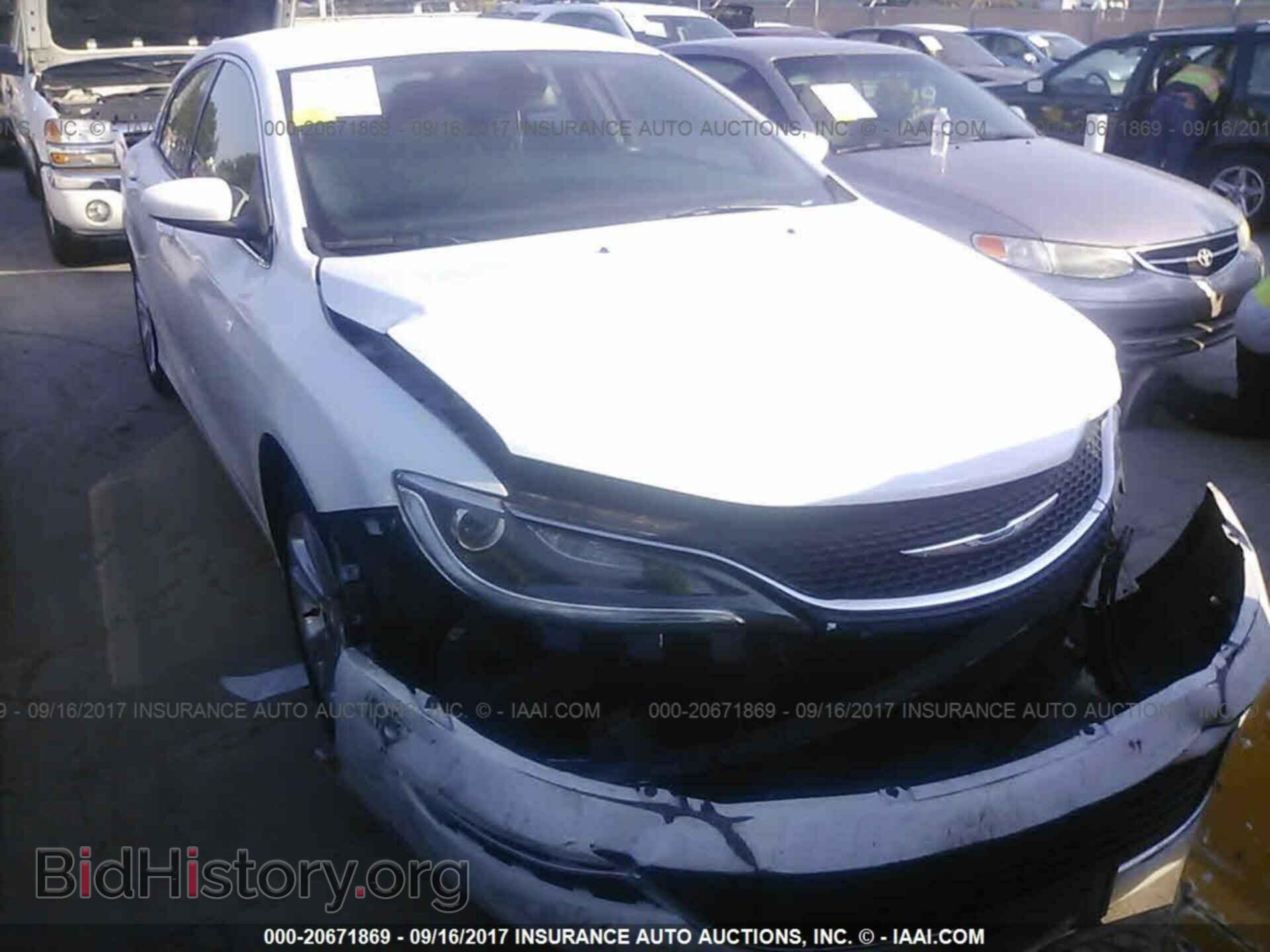 Photo 1C3CCCABXFN631781 - Chrysler 200 2015