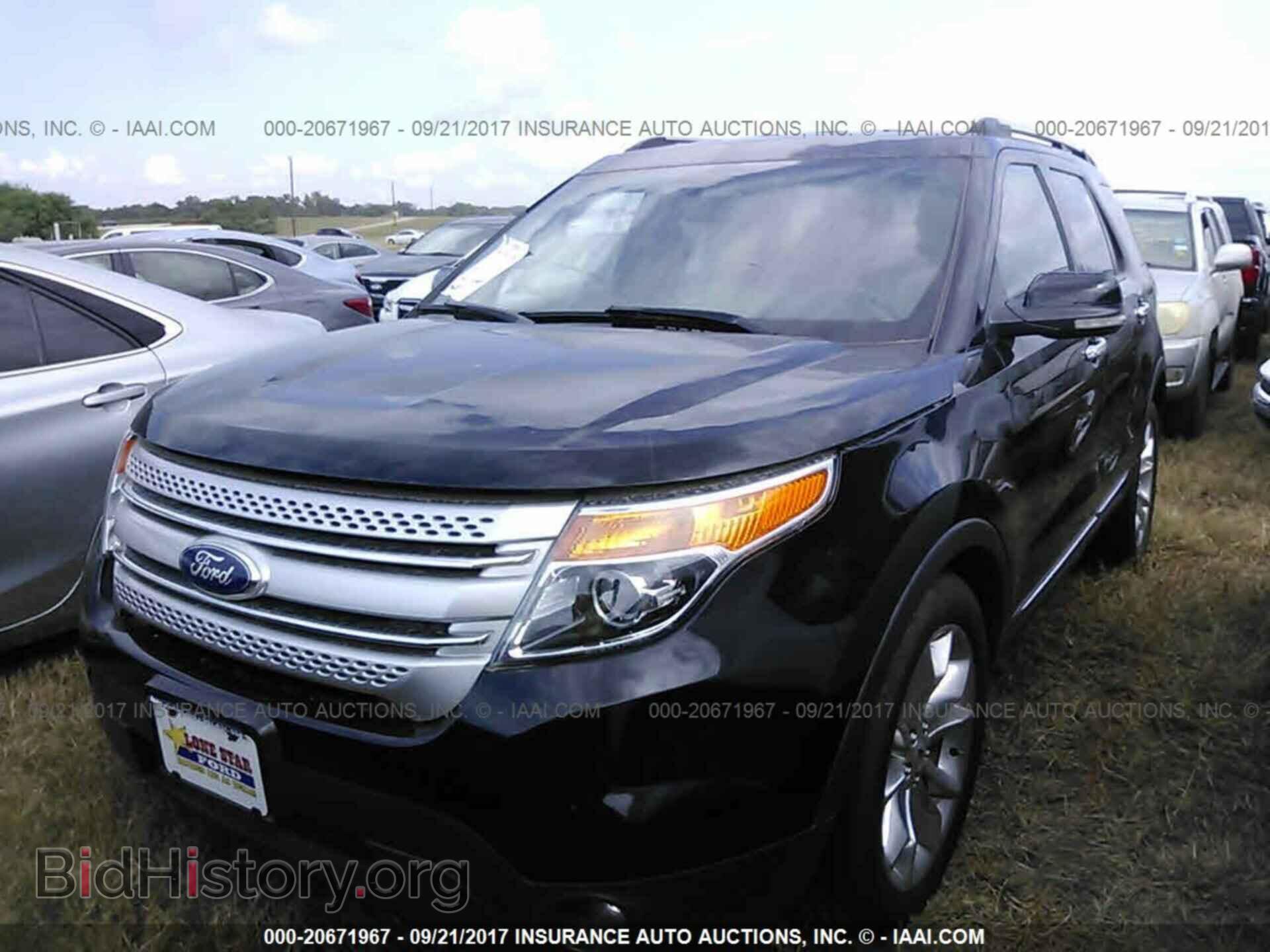 2012 Ford Explorer - VIN: 1FMHK7D83CGA33149 - Фото 2