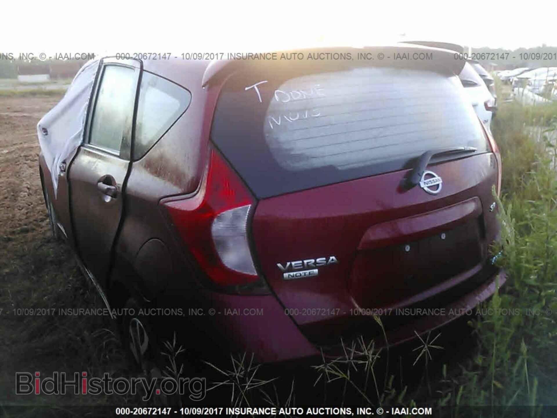 2015 Nissan Versa note - VIN: 3N1CE2CP5FL406888 - Фото 3