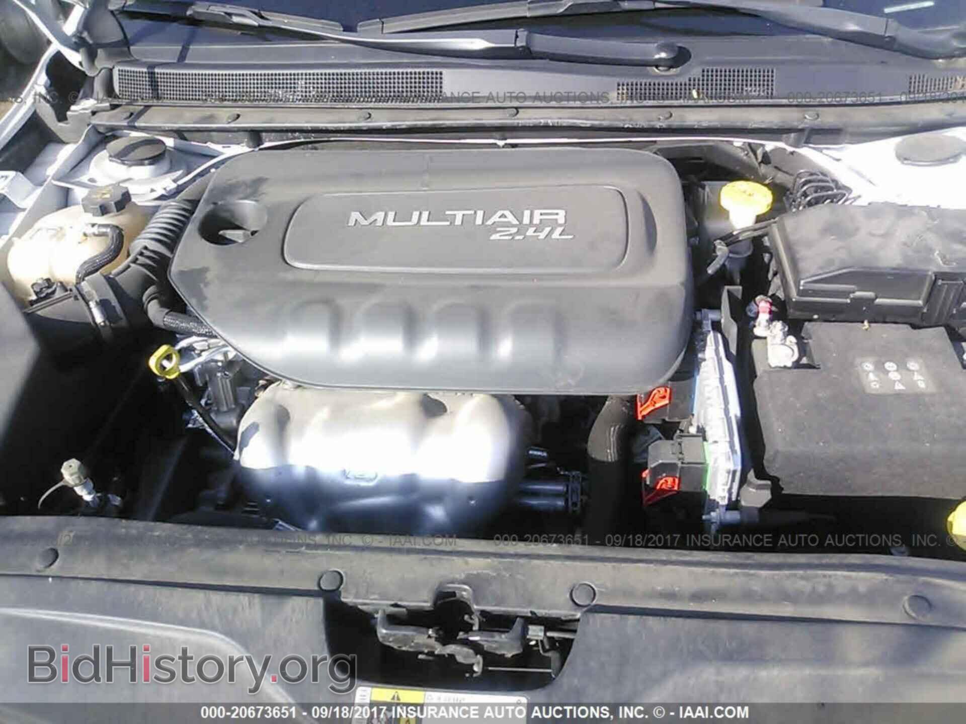 2016 Chrysler 200 - VIN: 1C3CCCAB4GN112212 - Photo 10