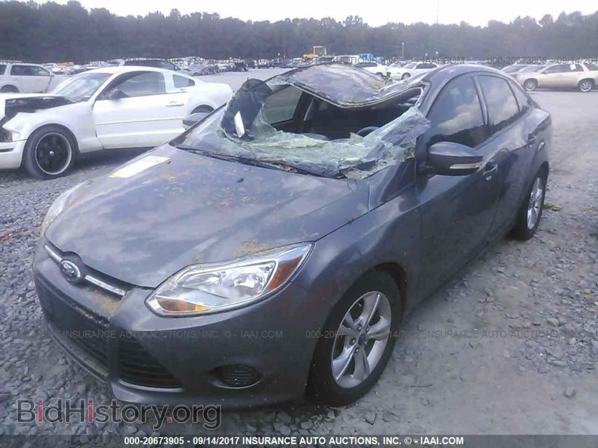 2014 Ford Focus - VIN: 1FADP3F2XEL345863 - Photo 2