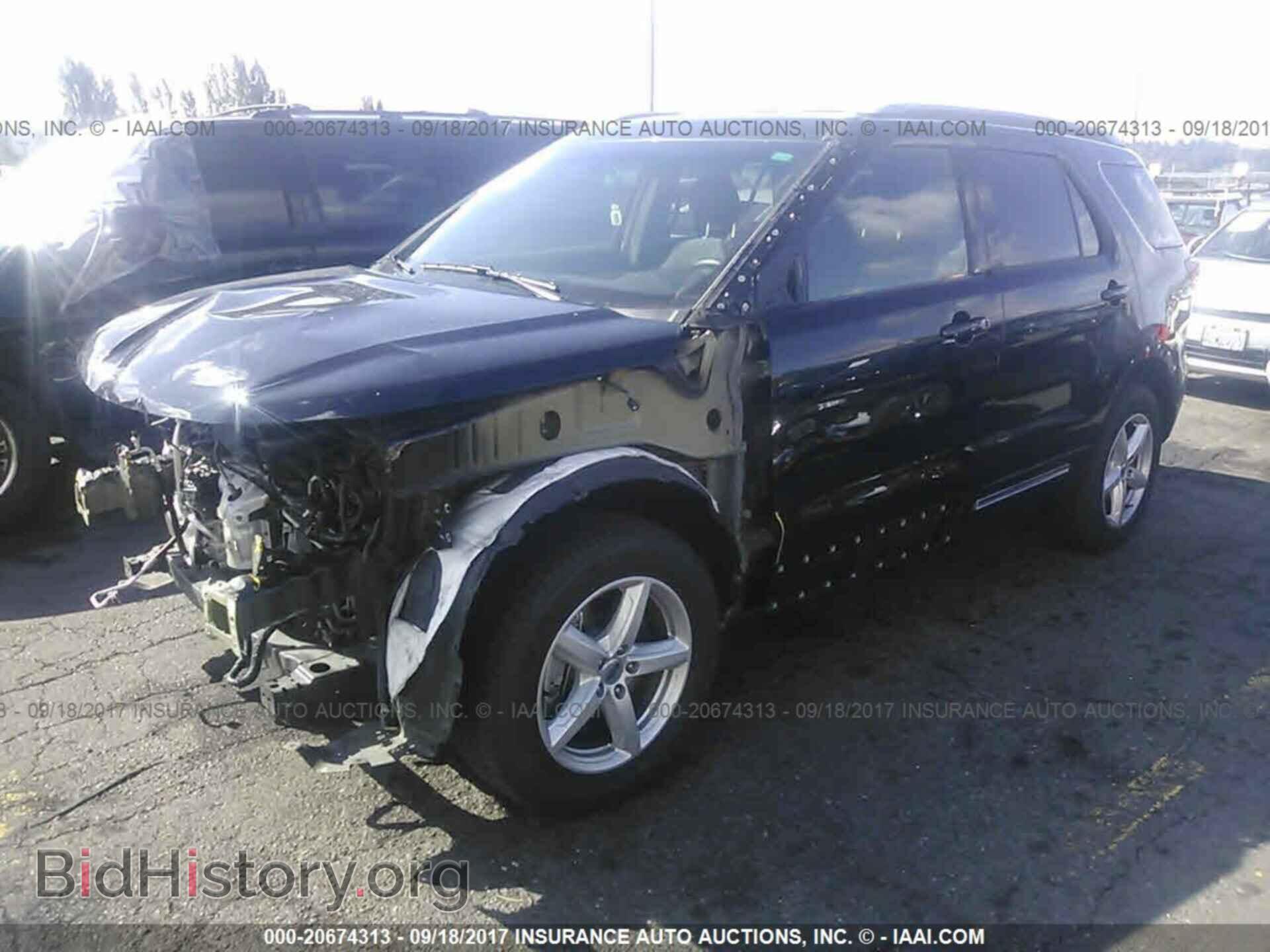 2016 Ford Explorer - VIN: 1FM5K8D89GGD03810 - Photo 2