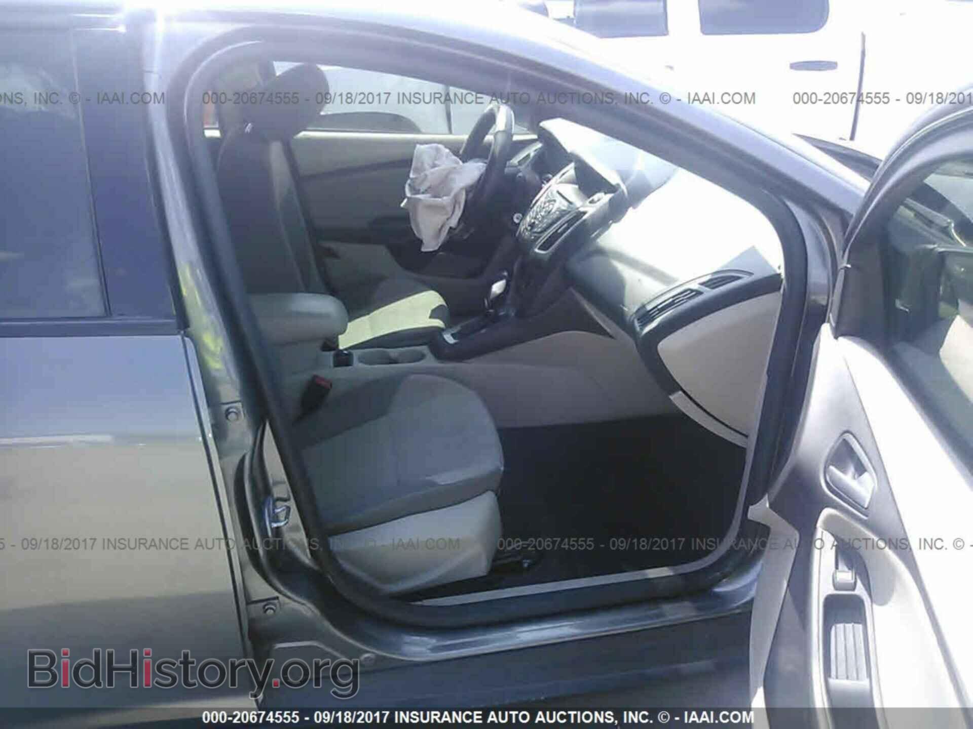 2014 Ford Focus - VIN: 1FADP3F23EL130258 - Фото 5