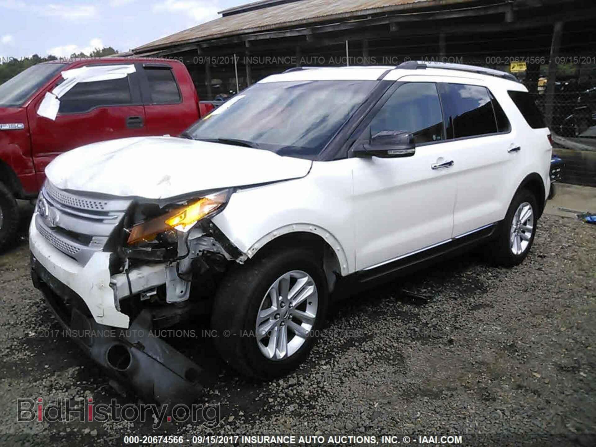 2013 Ford Explorer - VIN: 1FM5K7D86DGB05370 - Фото 2
