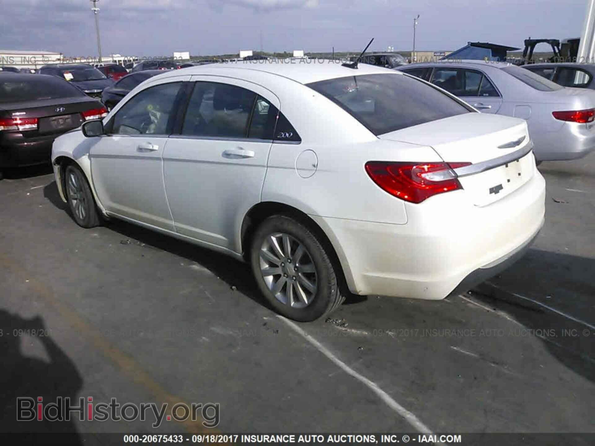 2013 Chrysler 200 - VIN: 1C3CCBBB9DN525103 - Фото 3
