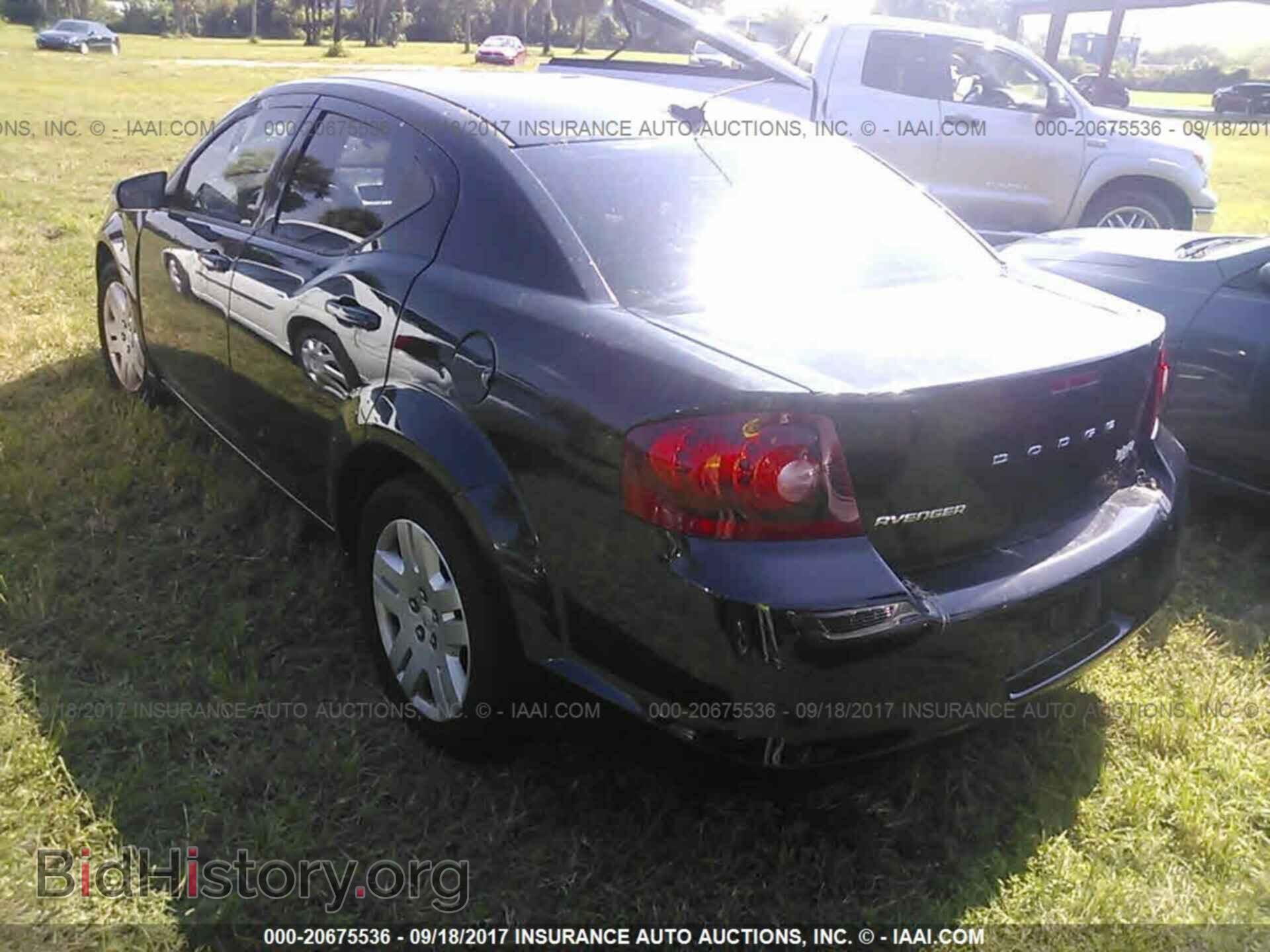 2011 Dodge Avenger - VIN: 1B3BD4FBXBN616521 - Фото 3