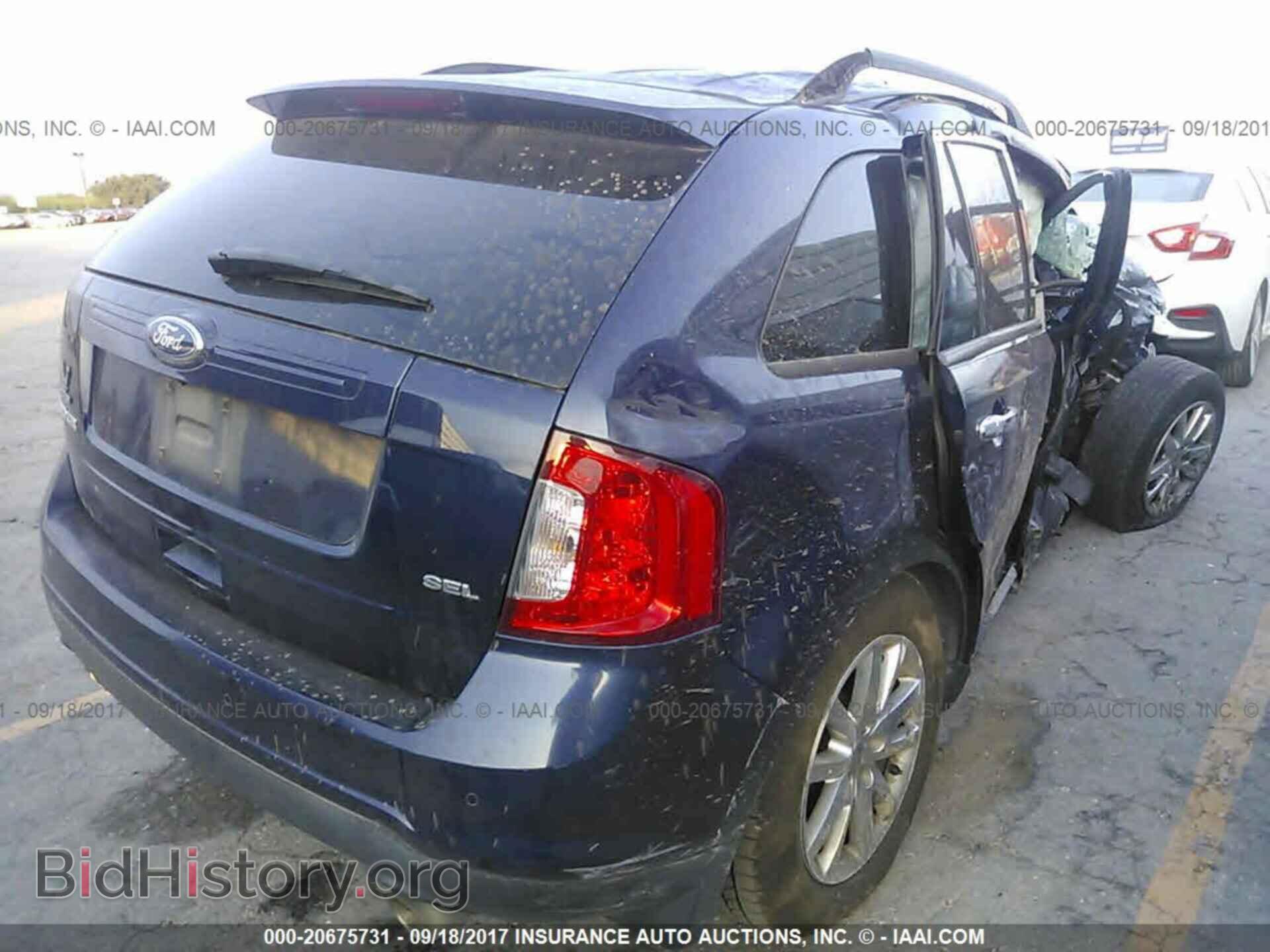 2011 Ford Edge - VIN: 2FMDK3JC9BBB38431 - Photo 4