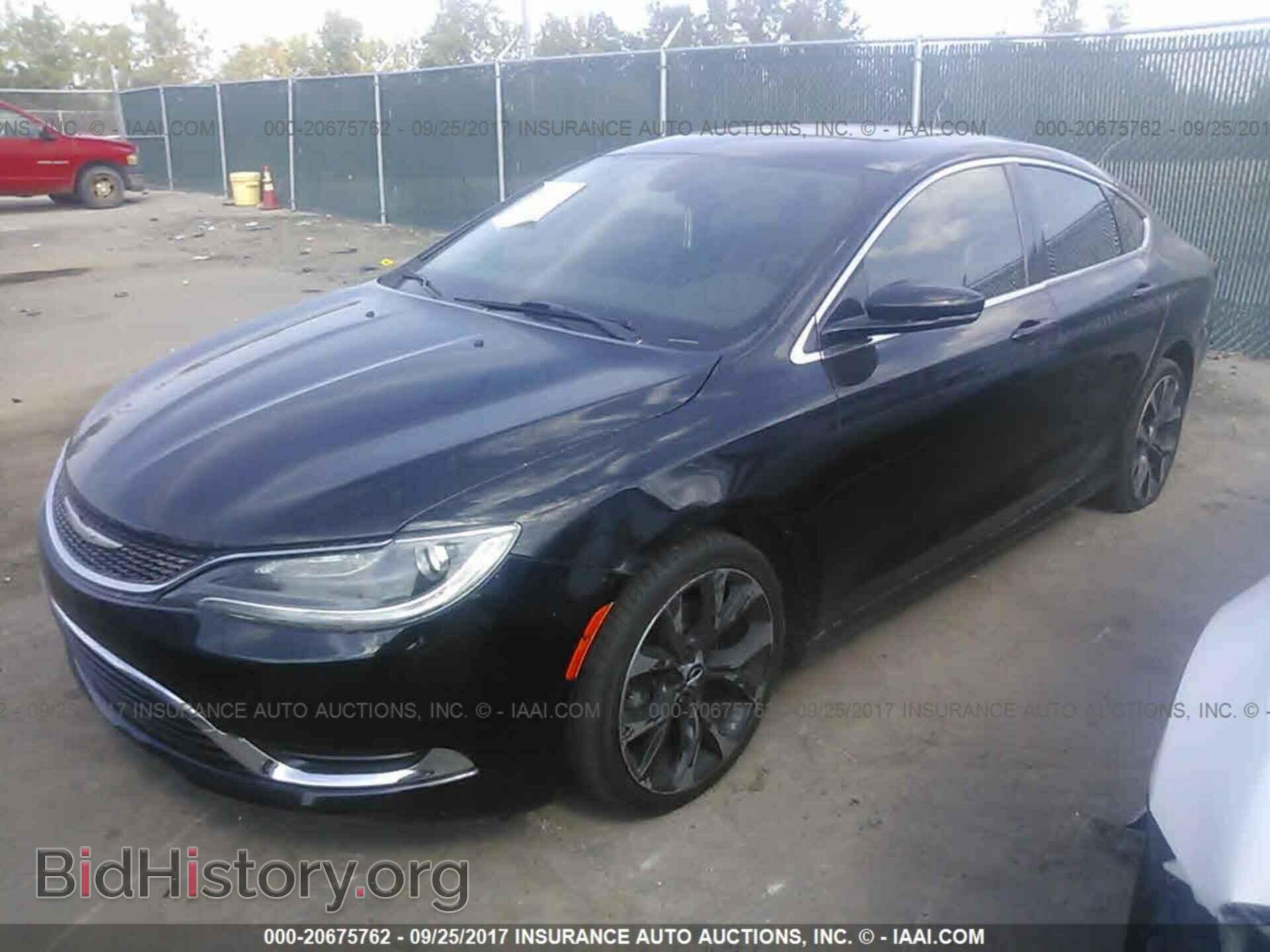 2015 Chrysler 200 - VIN: 1C3CCCAB2FN639924 - Фото 2