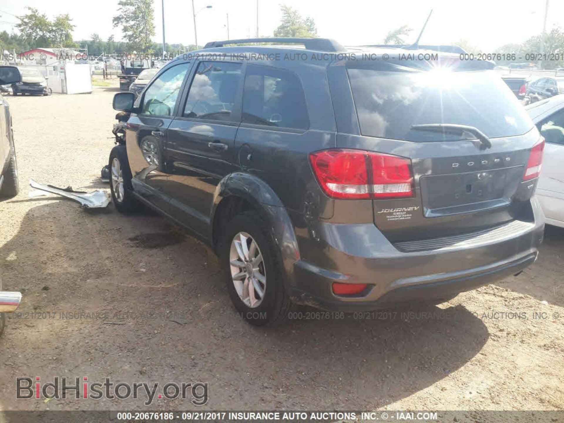 2015 Dodge Journey - VIN: 3C4PDCBB1FT572385 - Фото 3