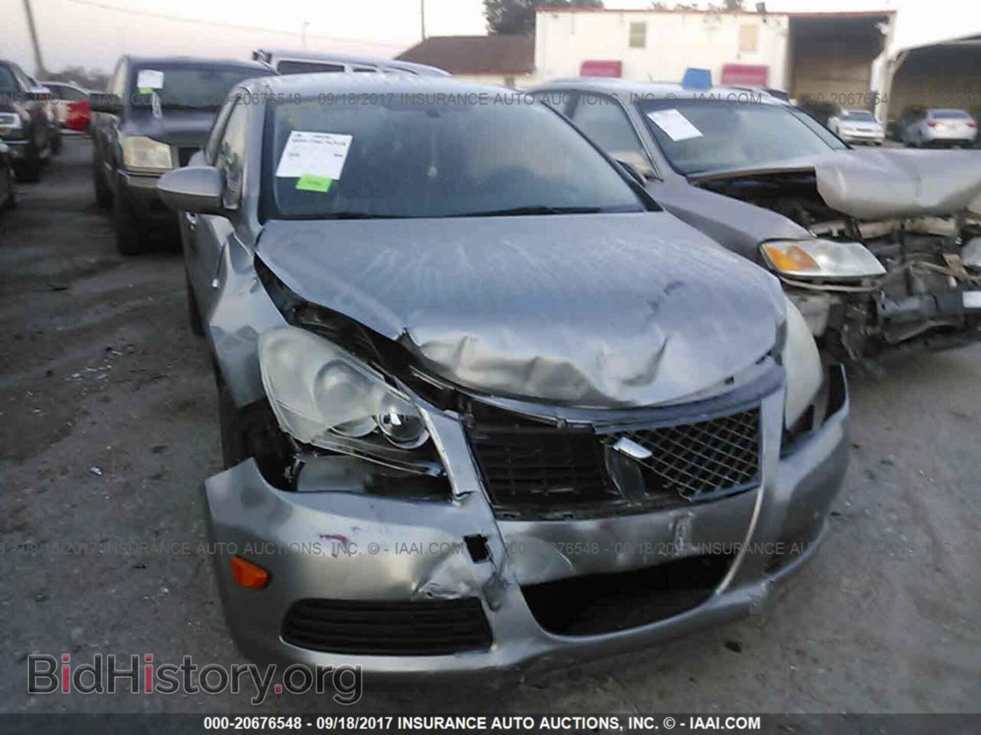 2012 Suzuki Kizashi - VIN: JS2RE9A30C6101133 - Photo 6