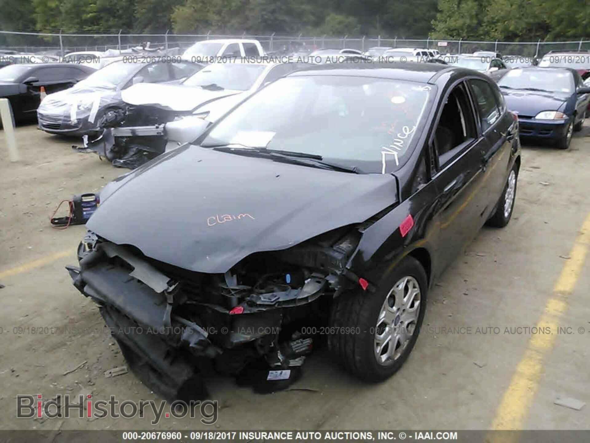2012 Ford Focus - VIN: 1FAHP3K22CL331976 - Photo 2