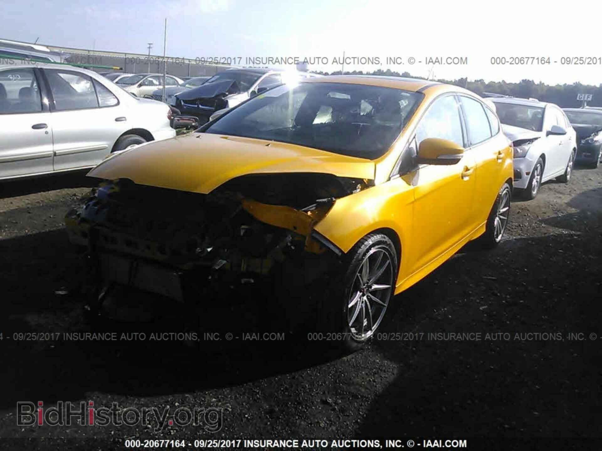 2014 Ford Focus - VIN: 1FADP3L92EL388529 - Фото 2