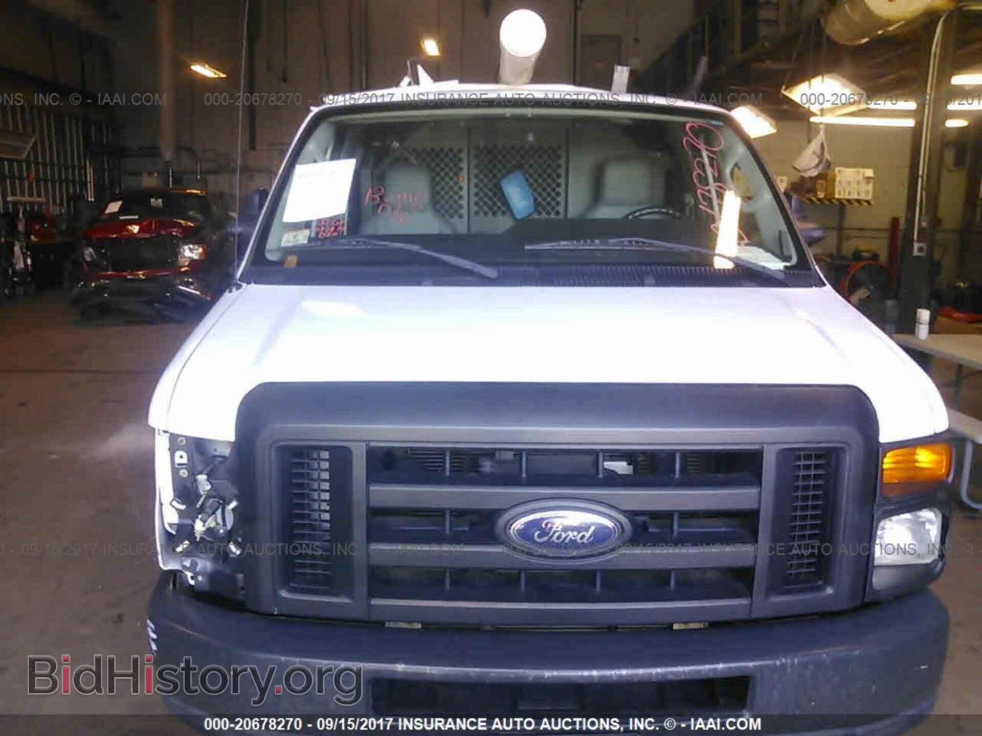 2011 Ford Econoline - VIN: 1FTNE2EL0BDB04103 - Фото 6