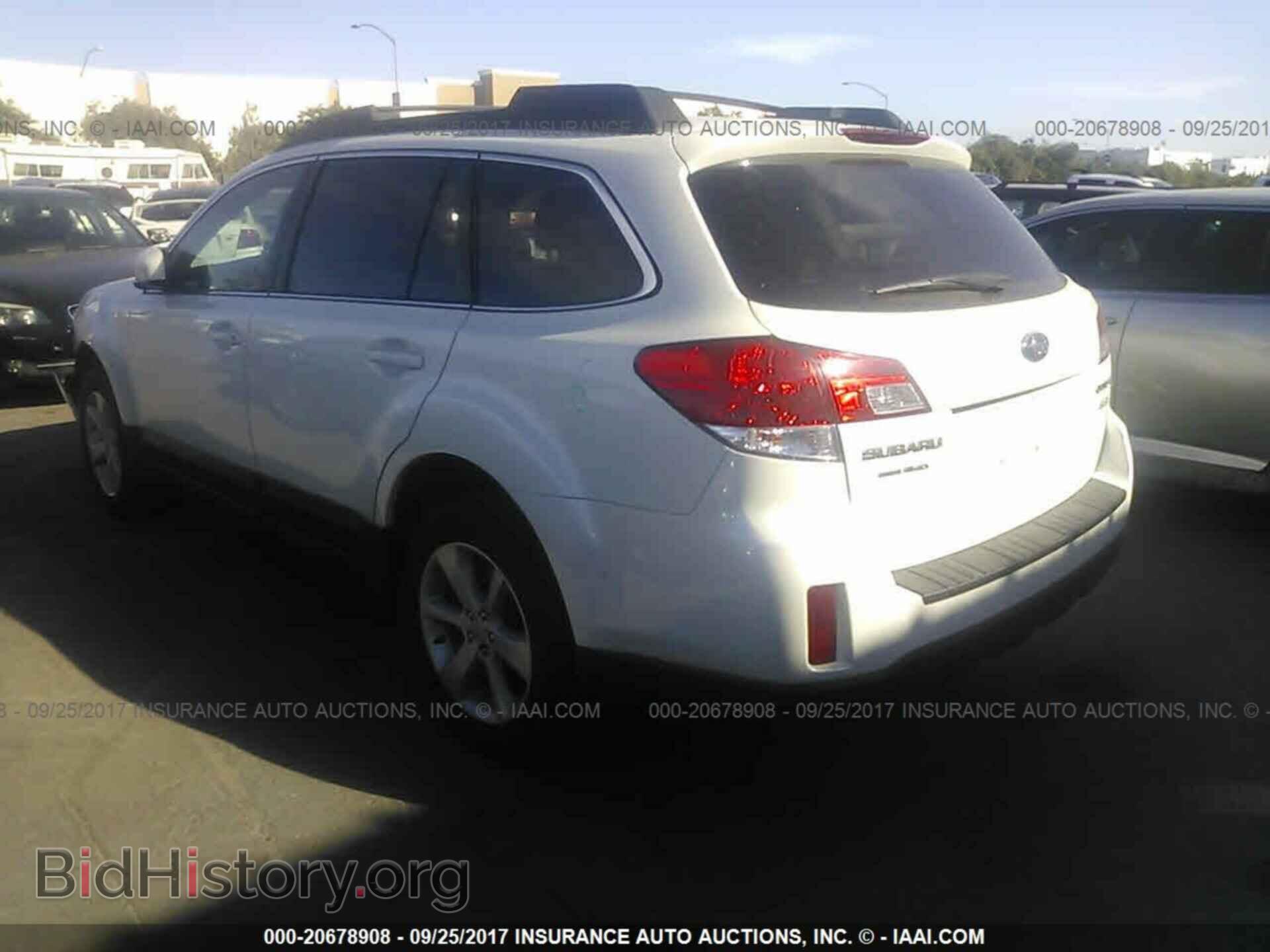2013 Subaru Outback - VIN: 4S4BRBCC3D3280450 - Фото 3