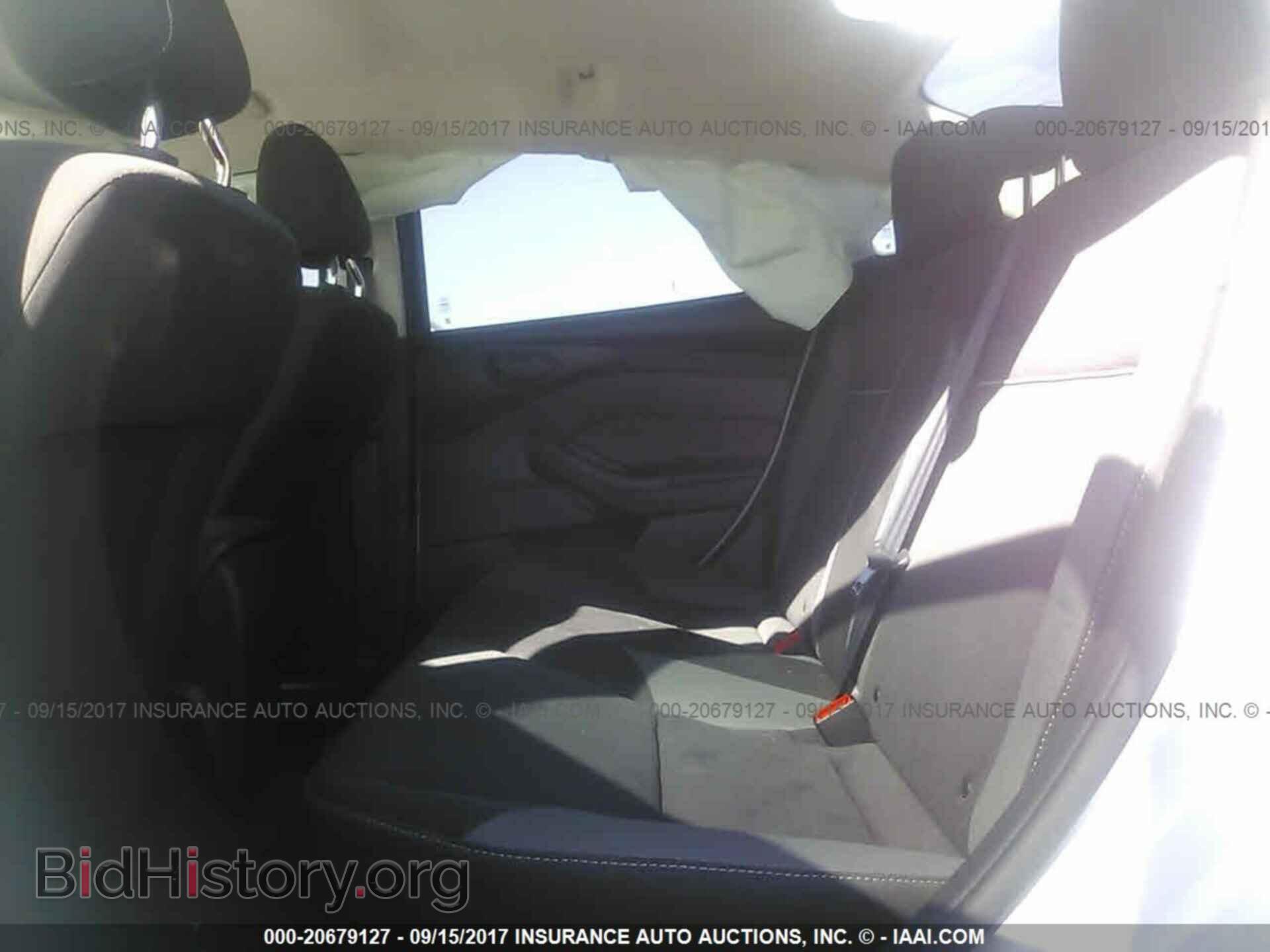 2012 Ford Focus - VIN: 1FAHP3F29CL211618 - Photo 8