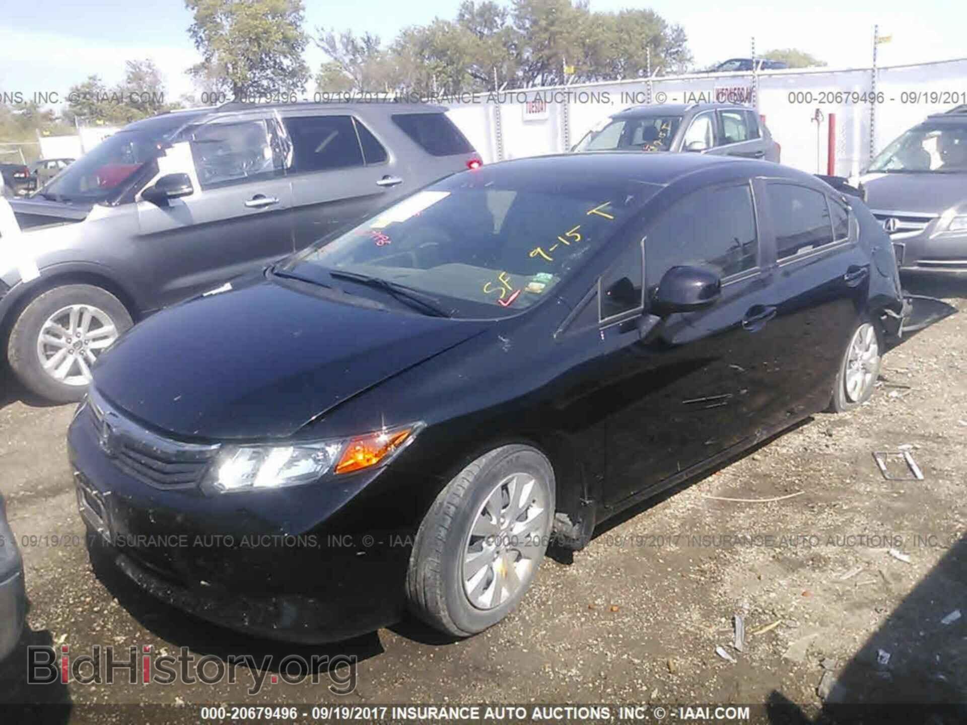 2012 Honda Civic - VIN: 2HGFB2F56CH566359 - Фото 2