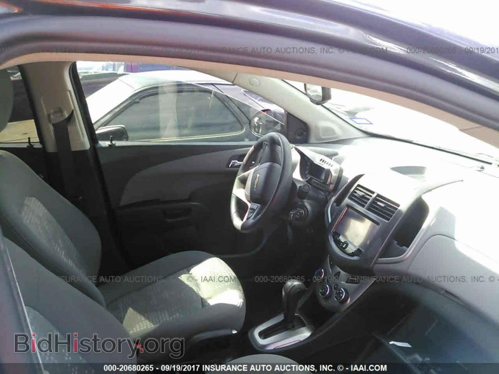 2014 Chevrolet Sonic - VIN: 1G1JA5SH7E4236445 - Фото 5