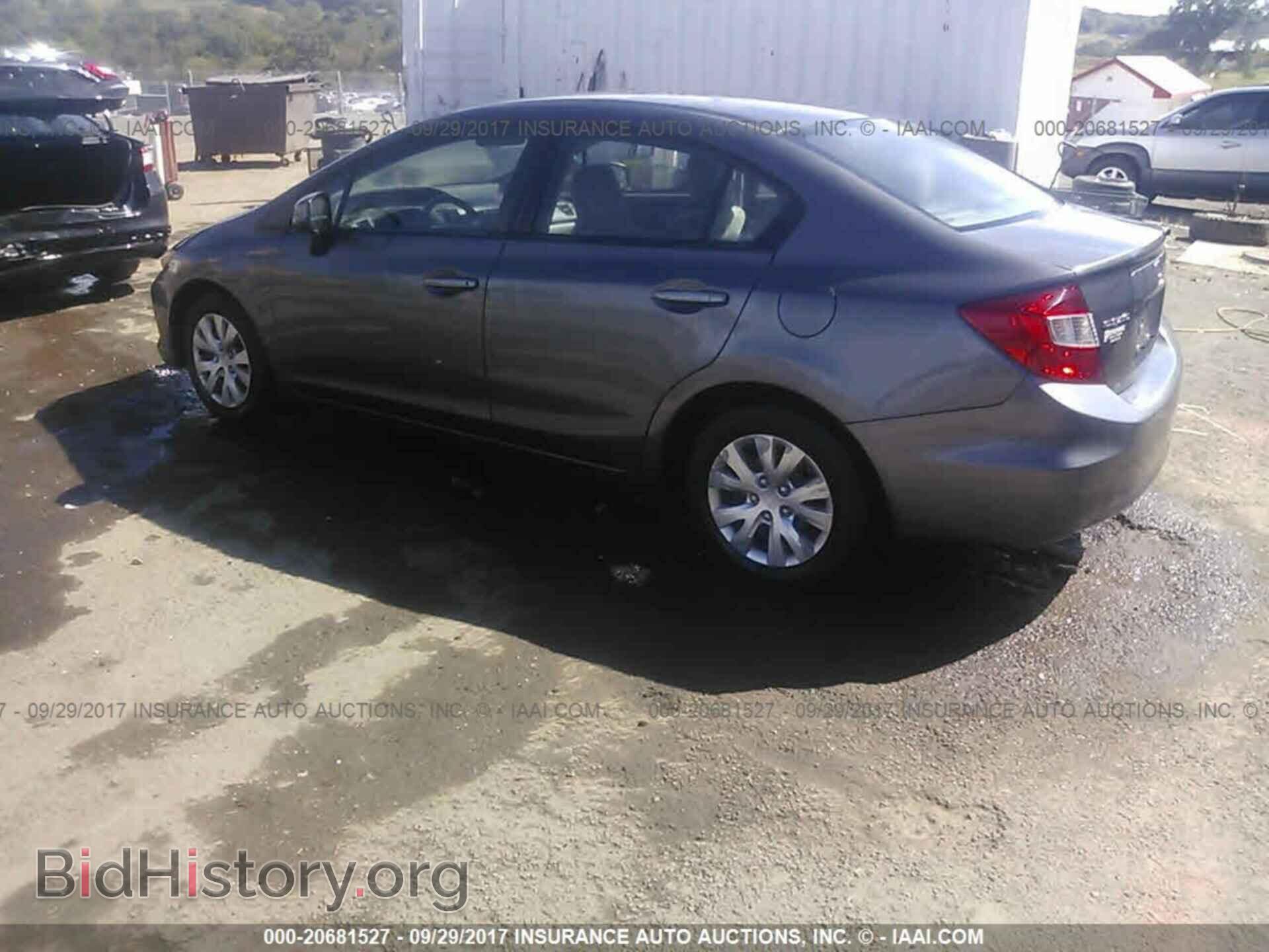 2012 Honda Civic - VIN: 2HGFB2F53CH611192 - Фото 3