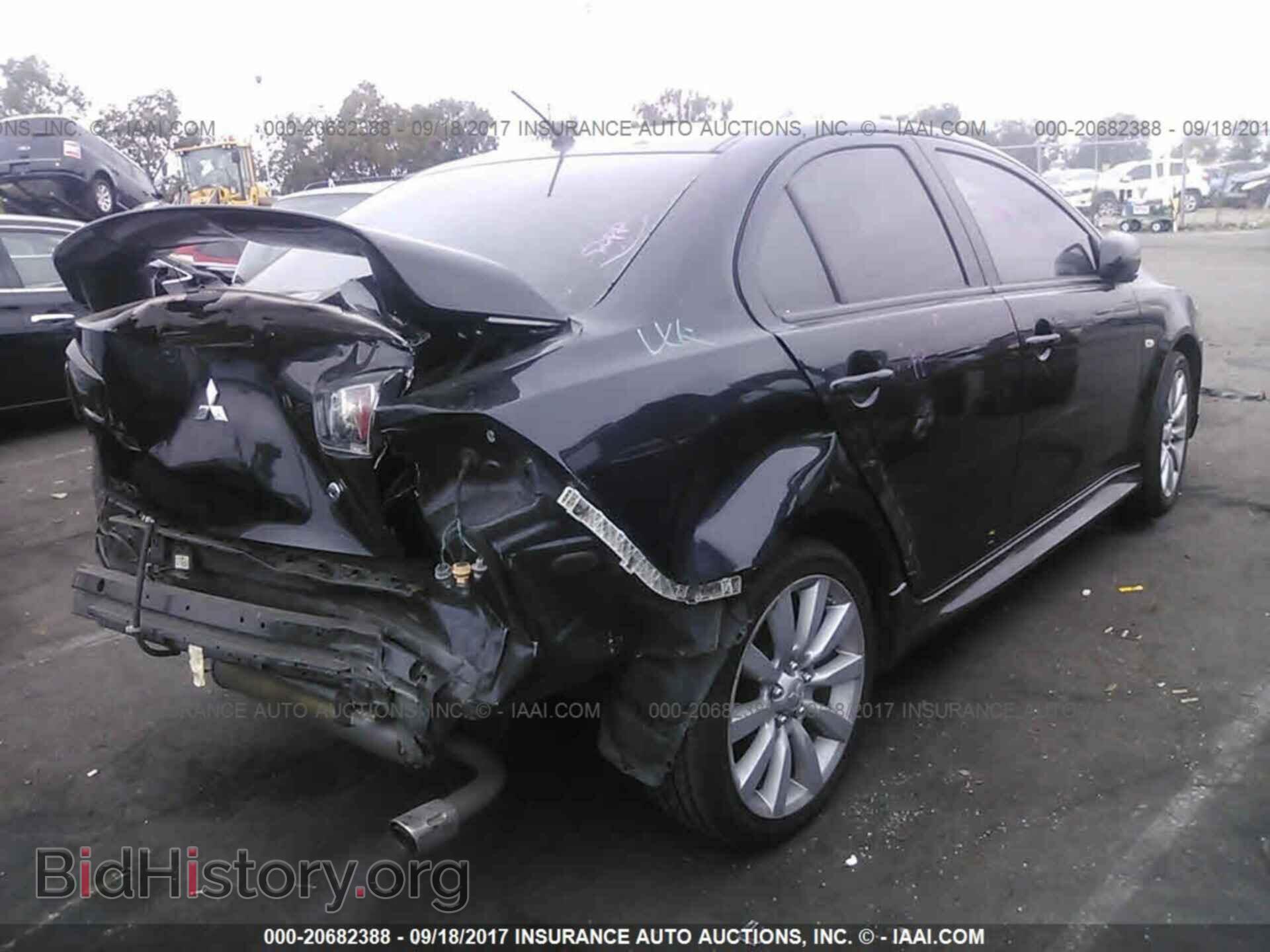 2011 Mitsubishi Lancer - VIN: JA32U8FW2BU005511 - Фото 4