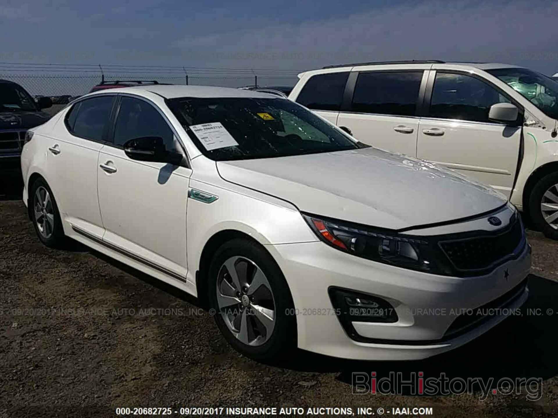 Фотография KNAGN4AD7F5091737 - Kia Optima 2015