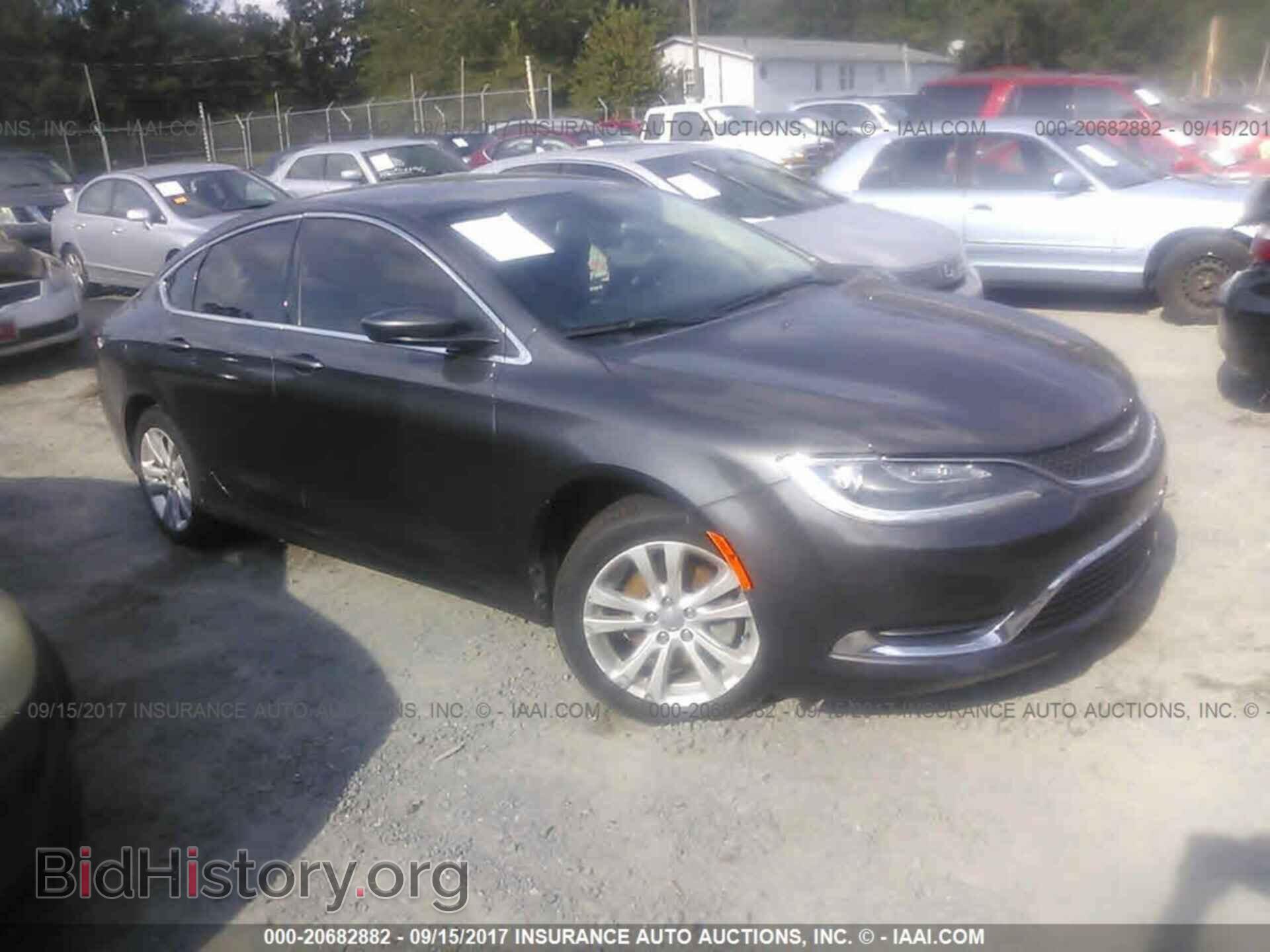 Photo 1C3CCCAB7FN532478 - Chrysler 200 2015
