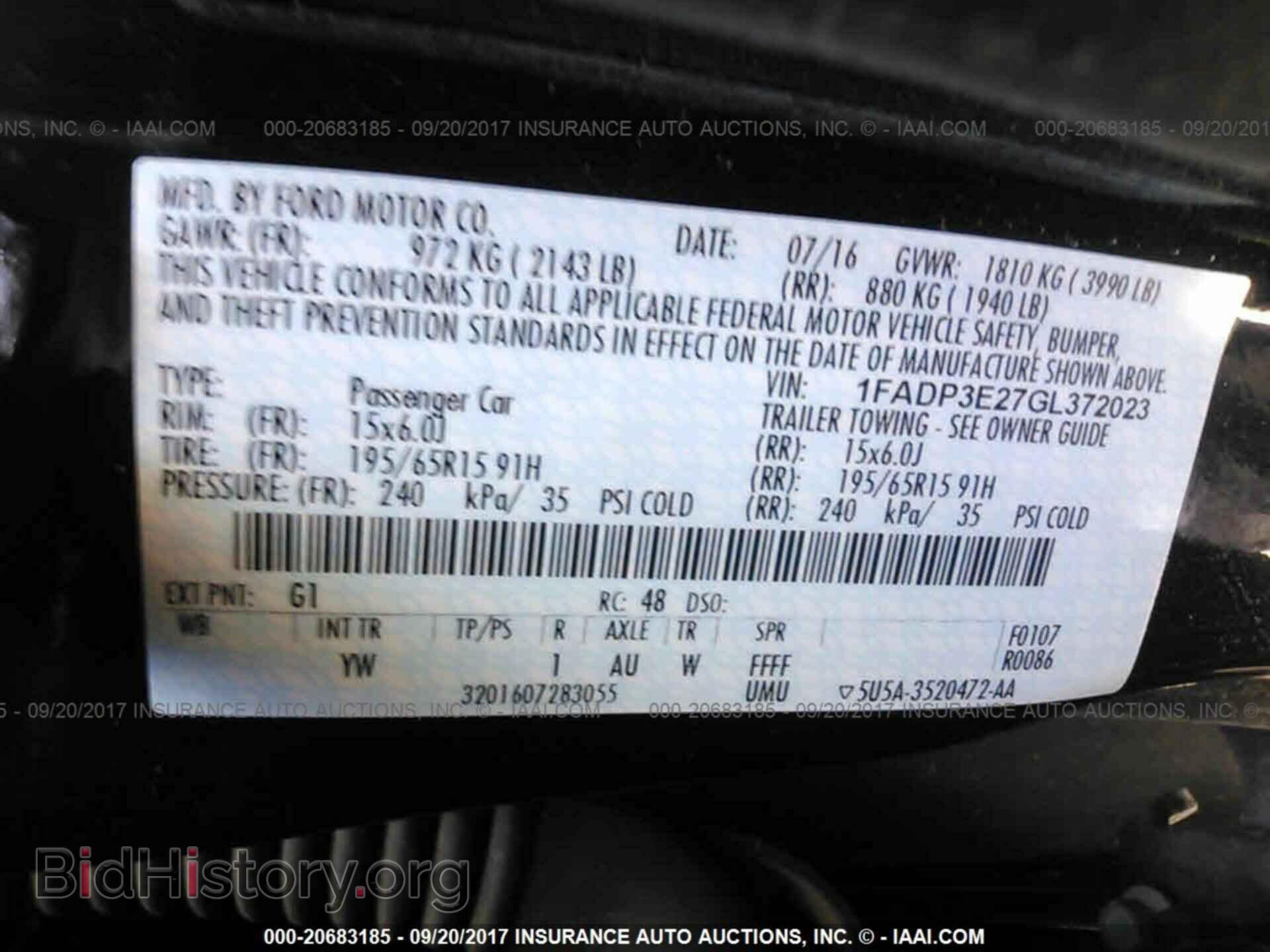 2016 Ford Focus - VIN: 1FADP3E27GL372023 - Photo 9