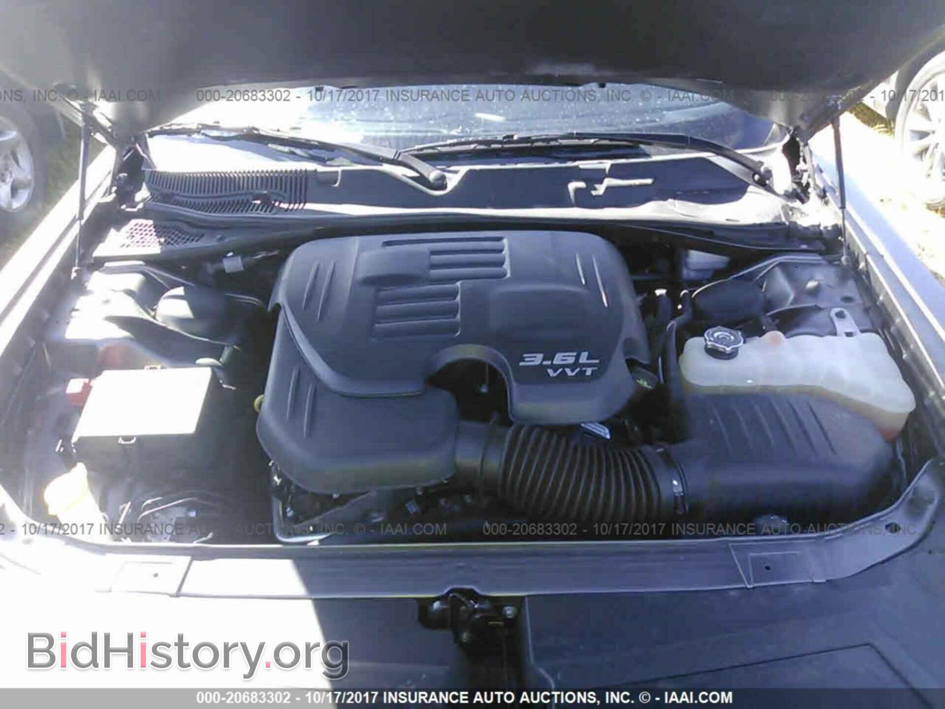 2015 Dodge Challenger - VIN: 2C3CDZAG4FH856198 - Photo 10